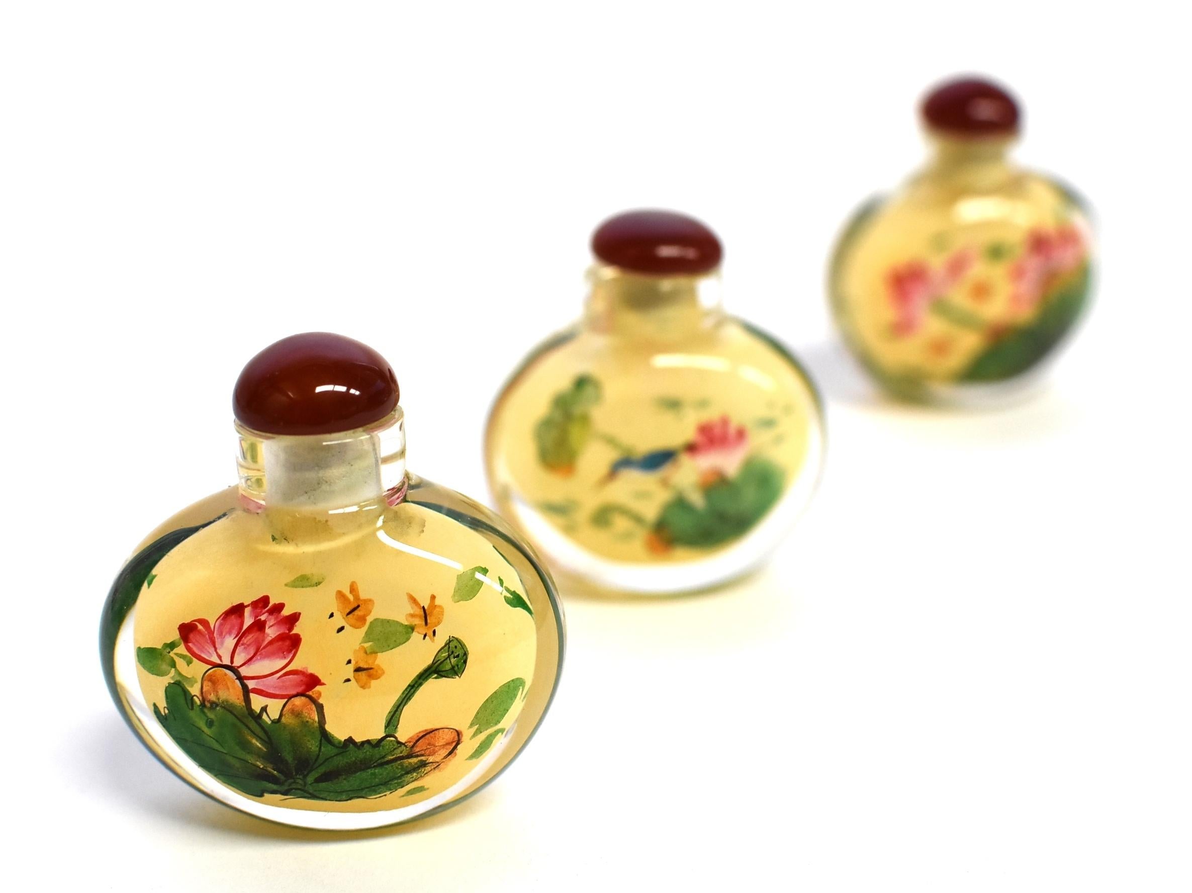 Contemporary Set of Three Eglomise Reverse Painted Snuff Bottles with Lotus For Sale