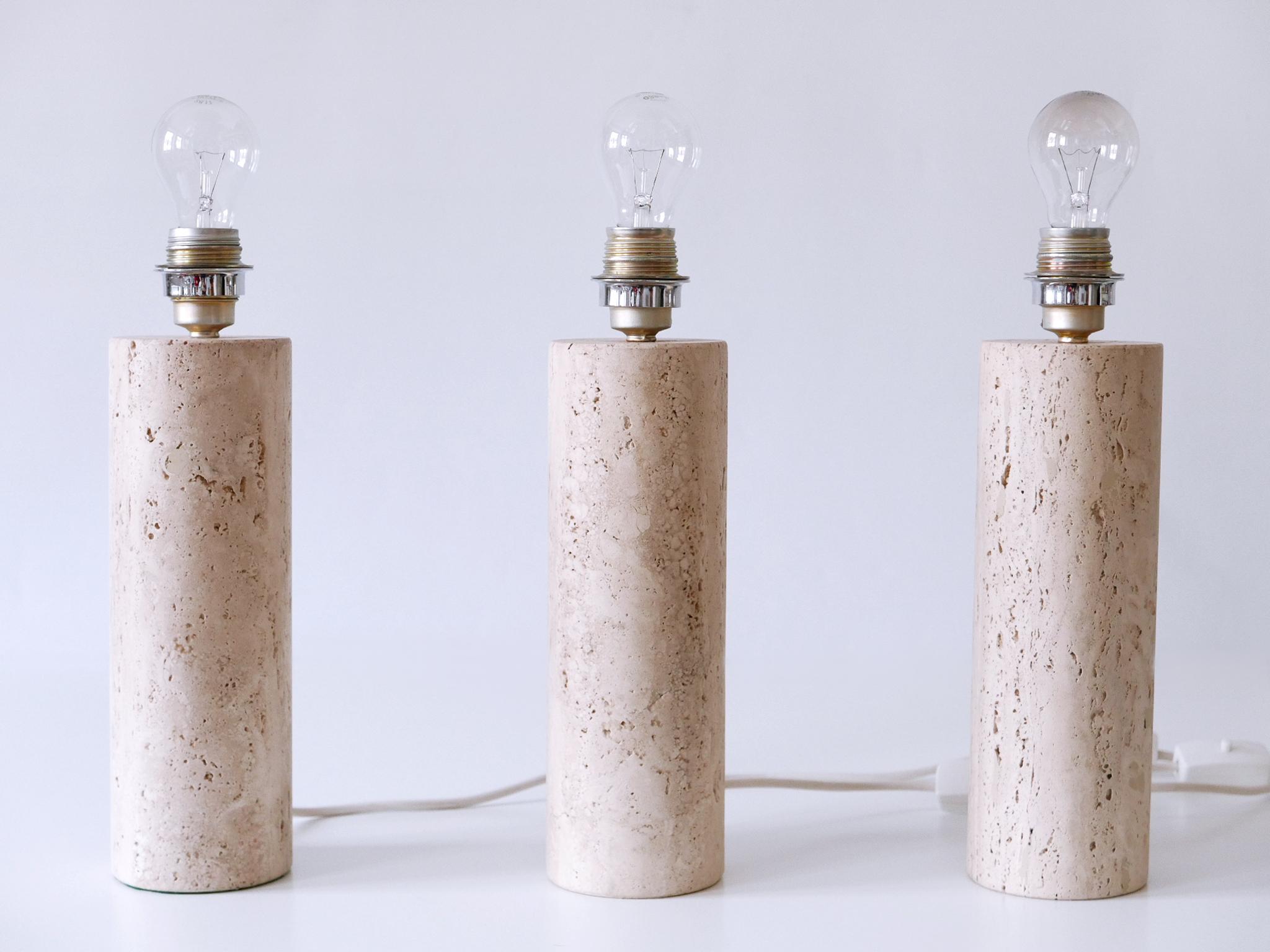 Set of Three Elegant Mid Century Modern Travertine Table Lamps Italy 1960s For Sale 6
