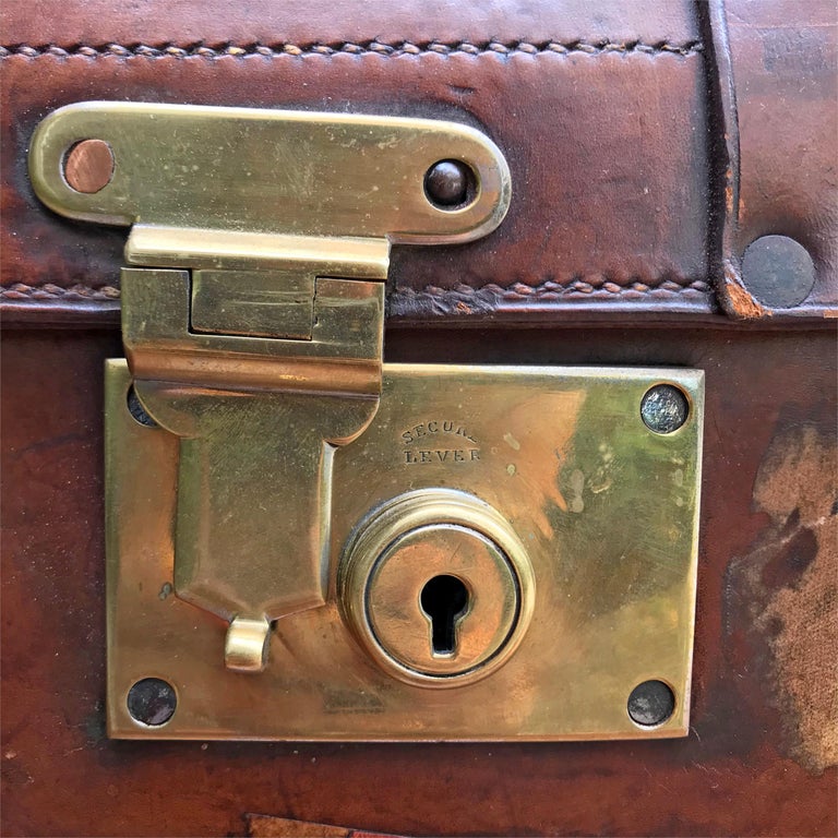Set of Three English Edwardian Leather Suitcases at 1stDibs