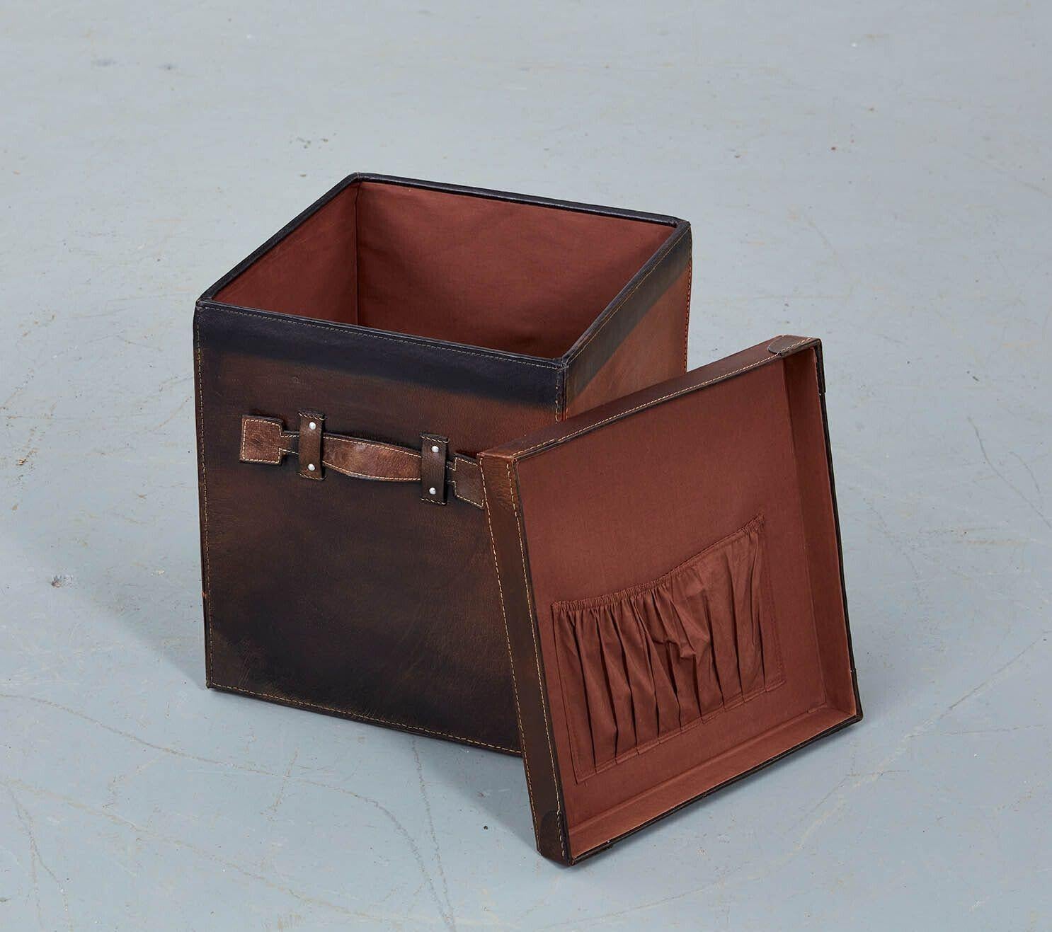 Late 20th Century Set of Three English Nesting Leather Dispatch Boxes For Sale