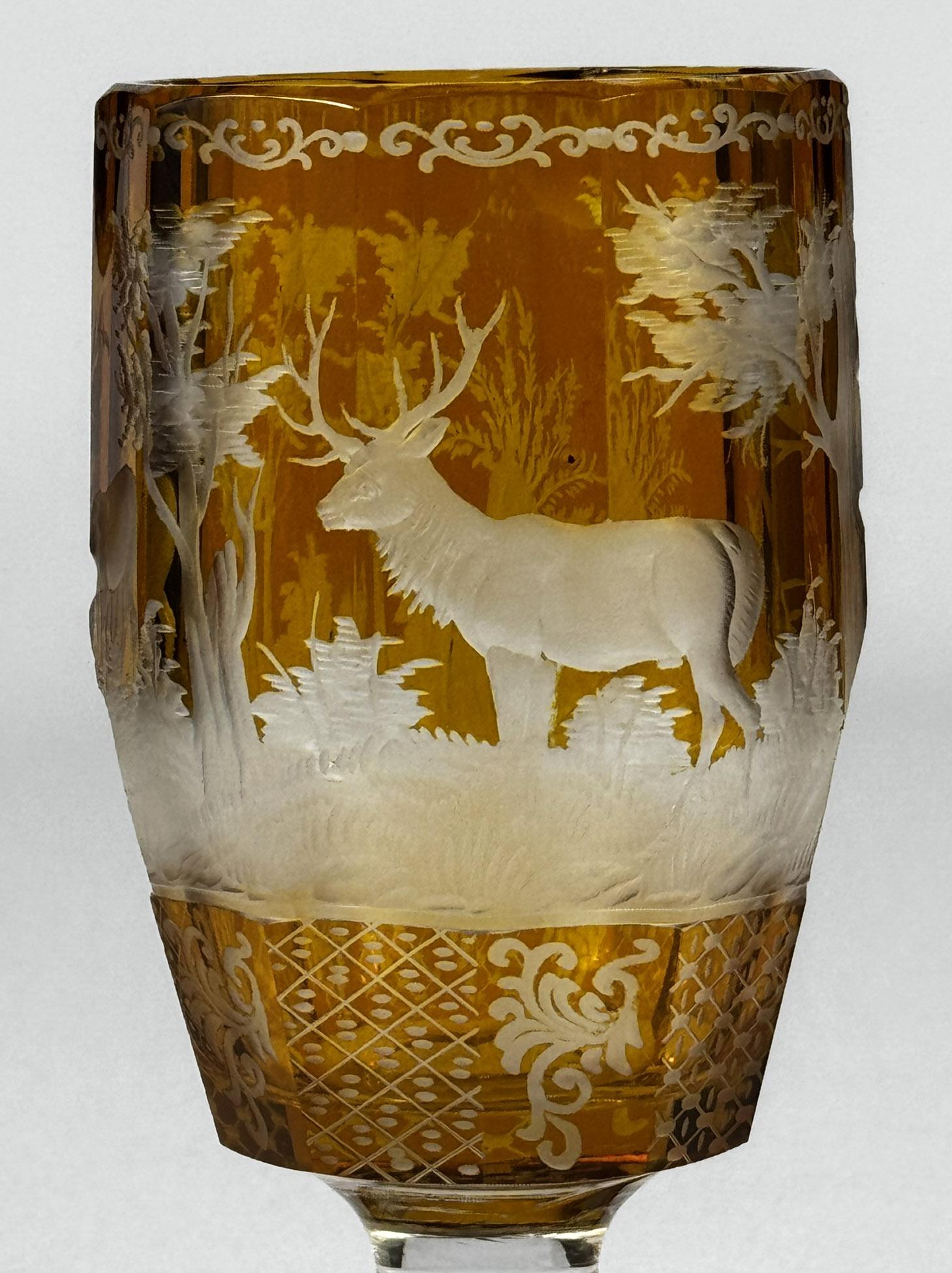 Set of three engraved goblets, cut with amber glaze, 20th century In Good Condition For Sale In Nový Bor, CZ