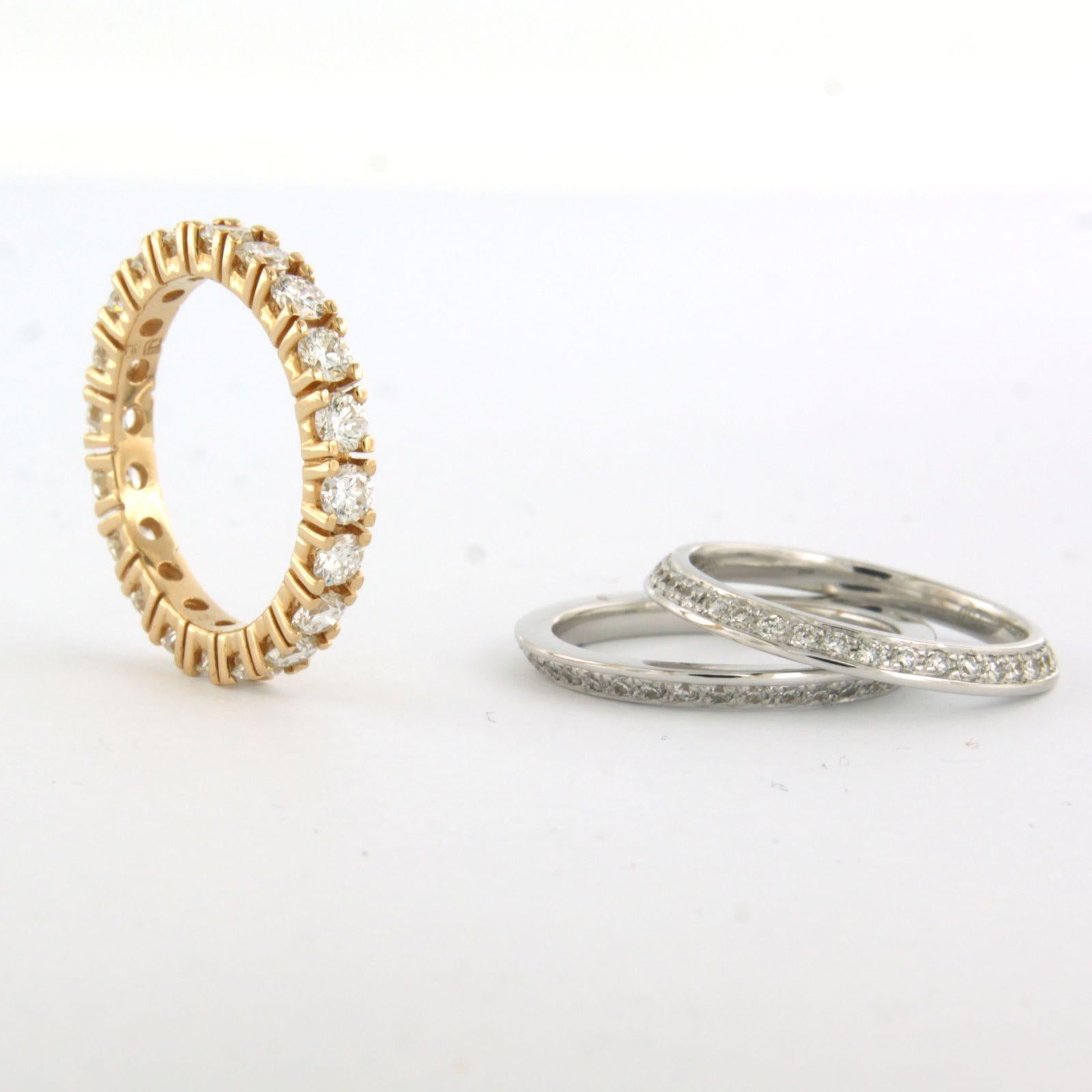 Taille brillant Ensemble de trois bagues d'éternité avec diamants taille brillant jusqu'à 2.80ct or 18k en vente