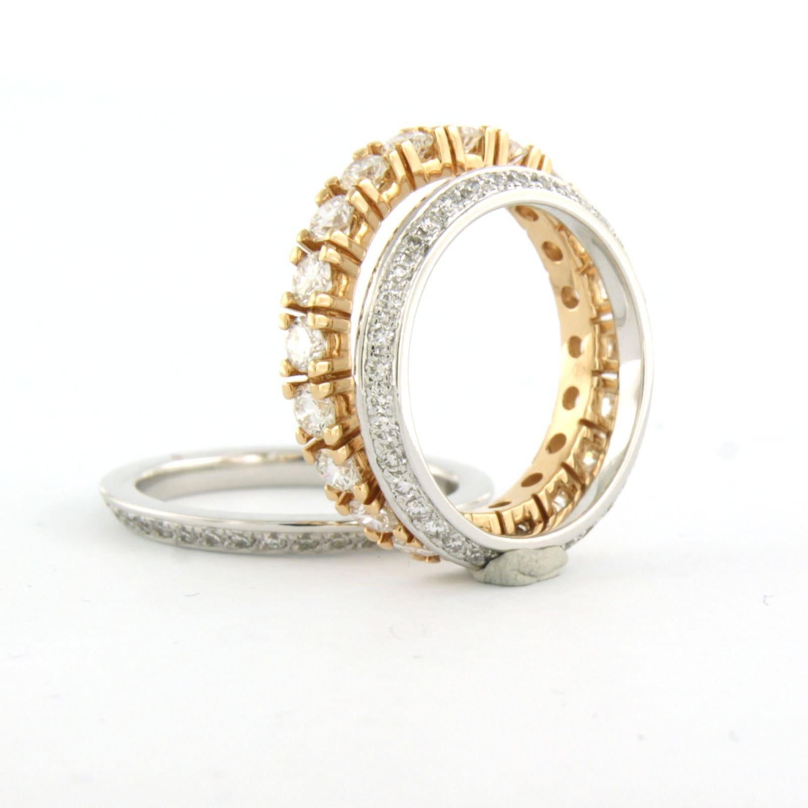 Ensemble de trois bagues d'éternité avec diamants taille brillant jusqu'à 2.80ct or 18k en vente 1