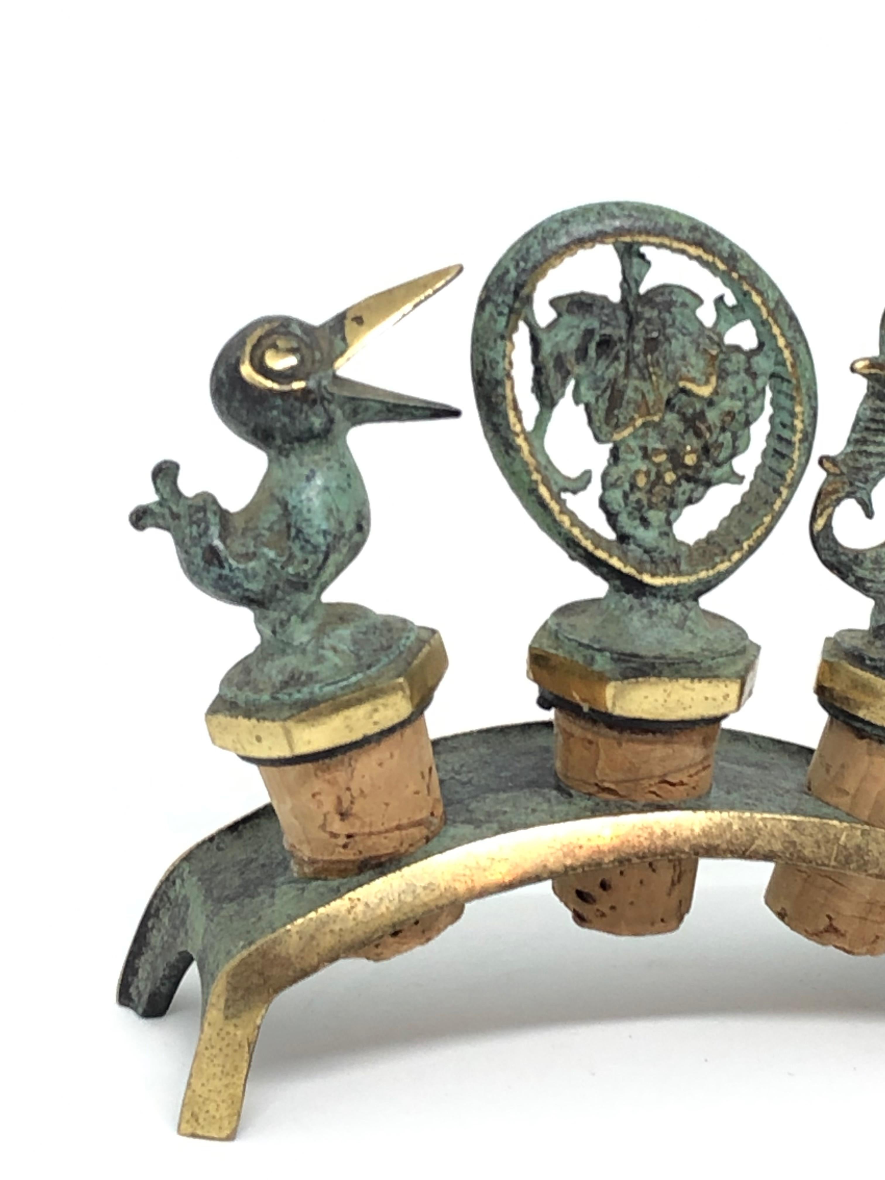 Set of Three Figural Bottle Stopper Cork on Stand Mid-Century Modern Bar-Ware In Good Condition For Sale In Nuernberg, DE