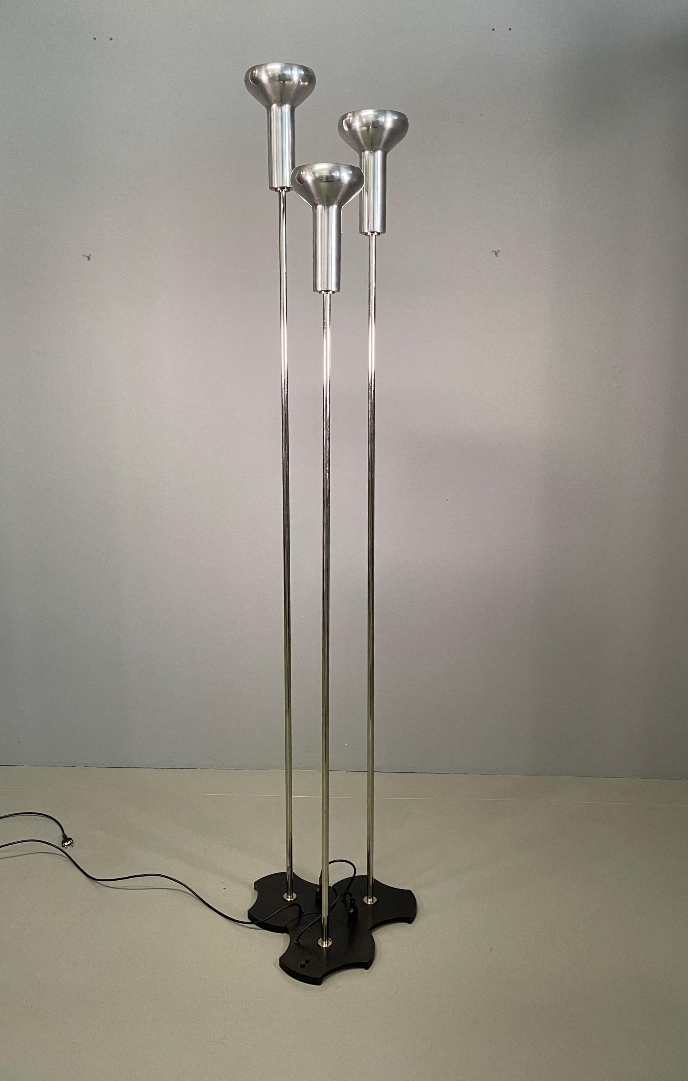 Set of Three Floor Lamps 1073 by Gino Sarfatti by Arteluce In Good Condition In Rovereta, SM