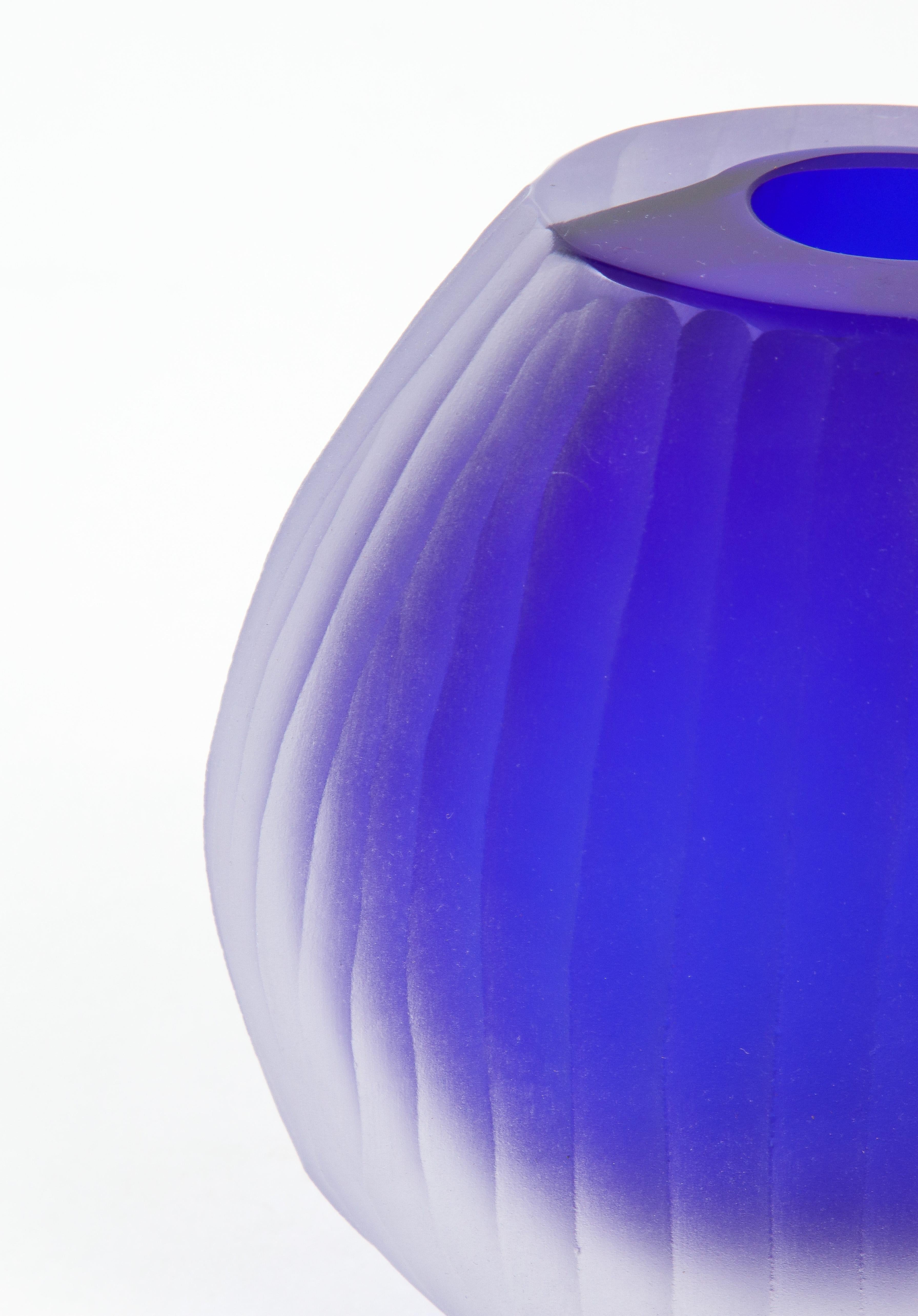 Hand-Crafted Set of Three Fluted Cobalt Blue Murano Glass Vases Signed by Alberto Donà
