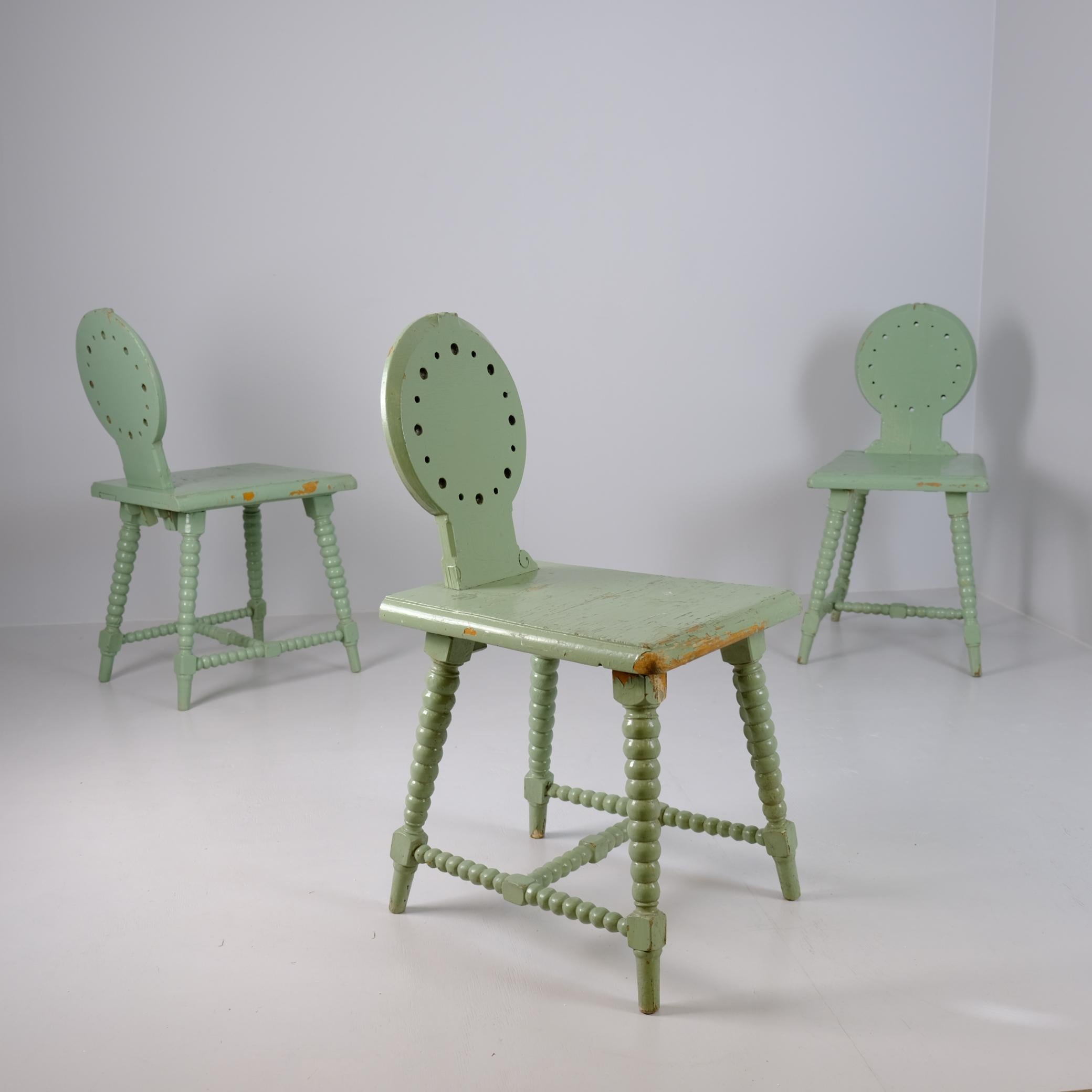 Set of Three Folk / Tyrolean-Style Chairs in Mint Green, Finland c. Early 1900s For Sale 4