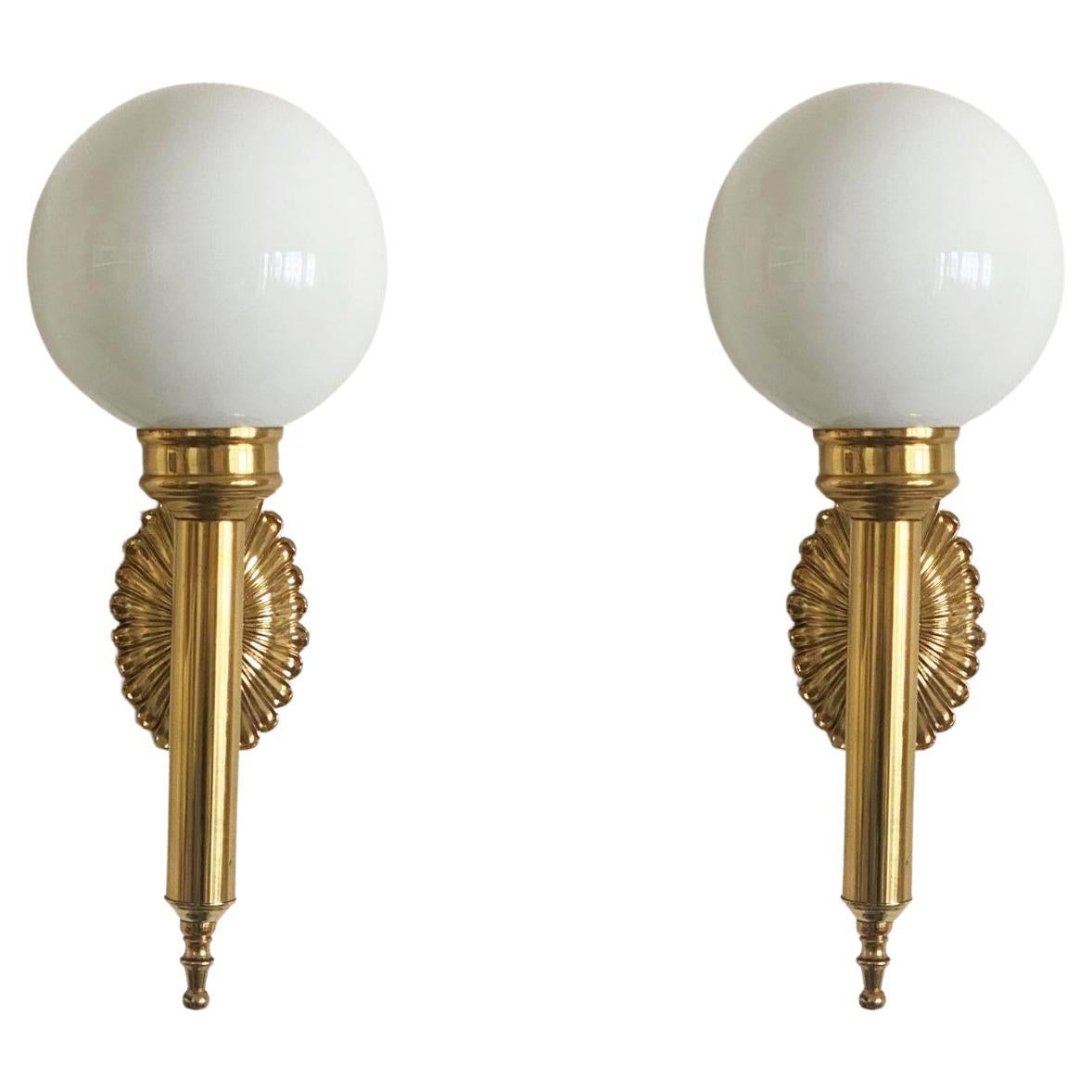 French Art Deco Brass Opaline Glass Wall Sconces, 1930s, Set of Three In Good Condition In Frankfurt am Main, DE