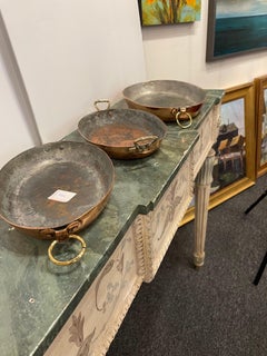 Set di tre pentole per Sauce in rame di diverse dimensioni, XIX secolo