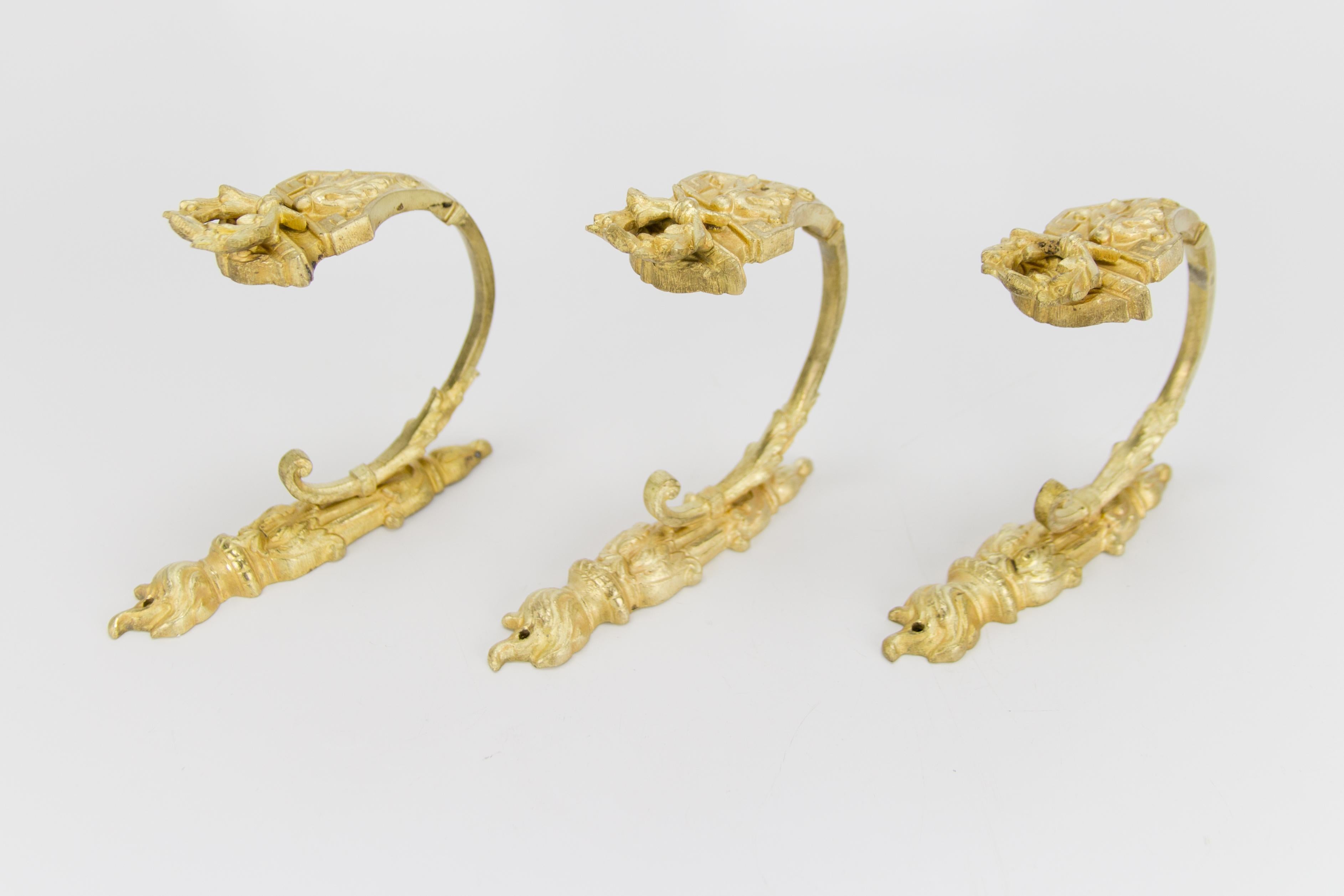 French Gilt Bronze Curtain Tiebacks or Curtain Holders Signed A.D., Set of 3 For Sale 3