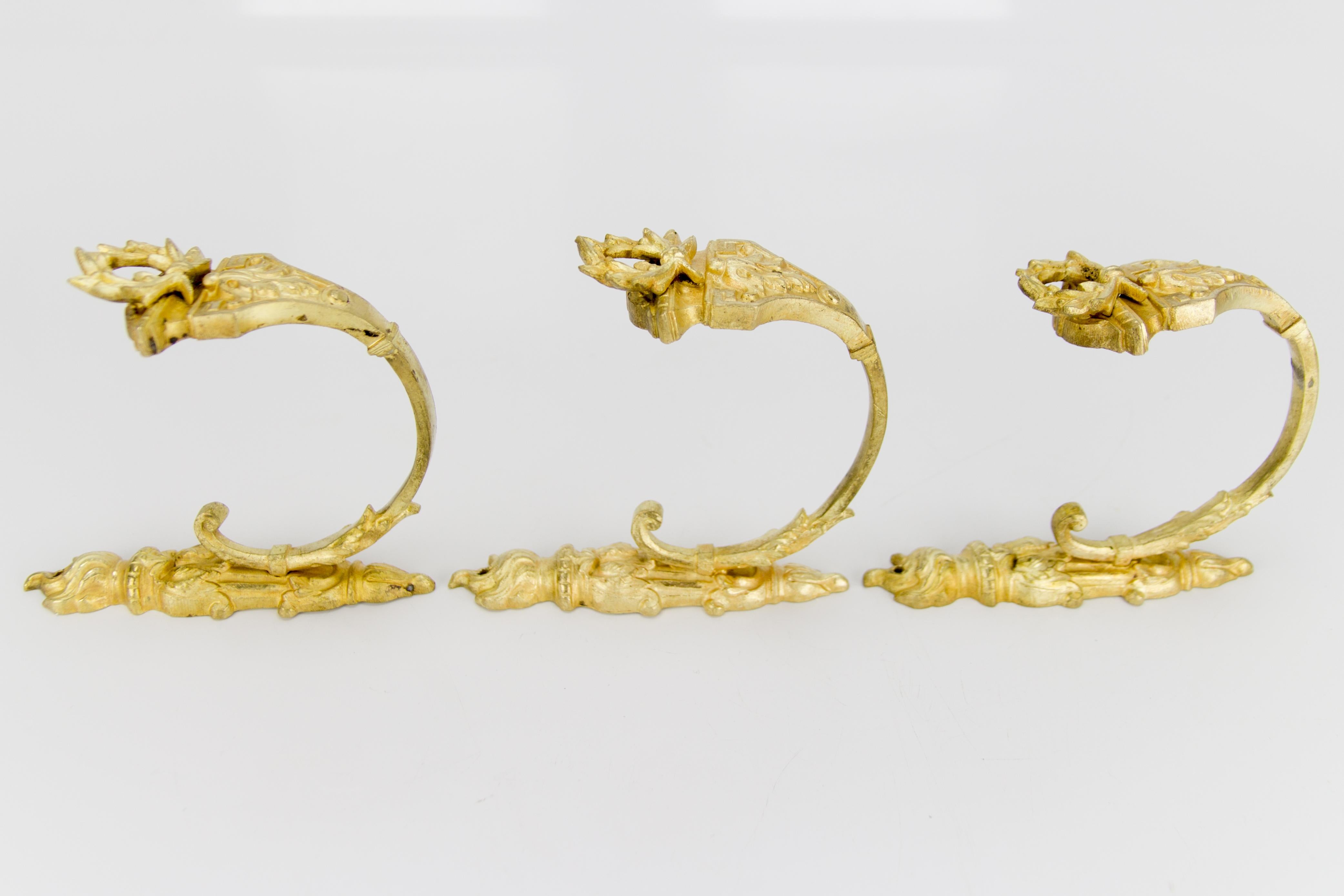 French Gilt Bronze Curtain Tiebacks or Curtain Holders Signed A.D., Set of 3 For Sale 4