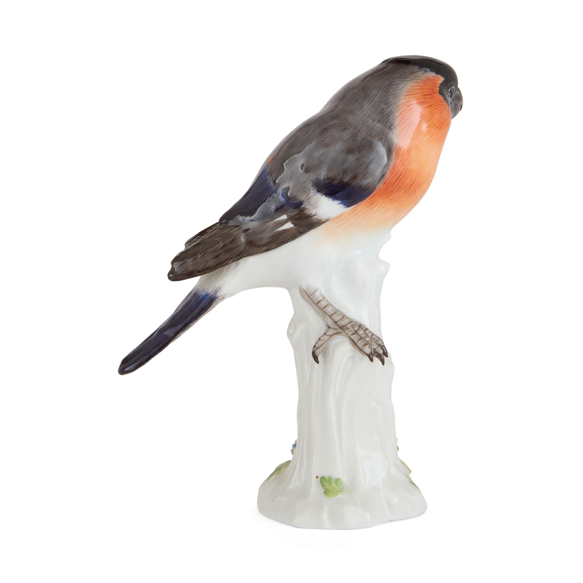XX secolo Set di tre figure di uccelli in porcellana tedesca di Meissen Porcelain in vendita