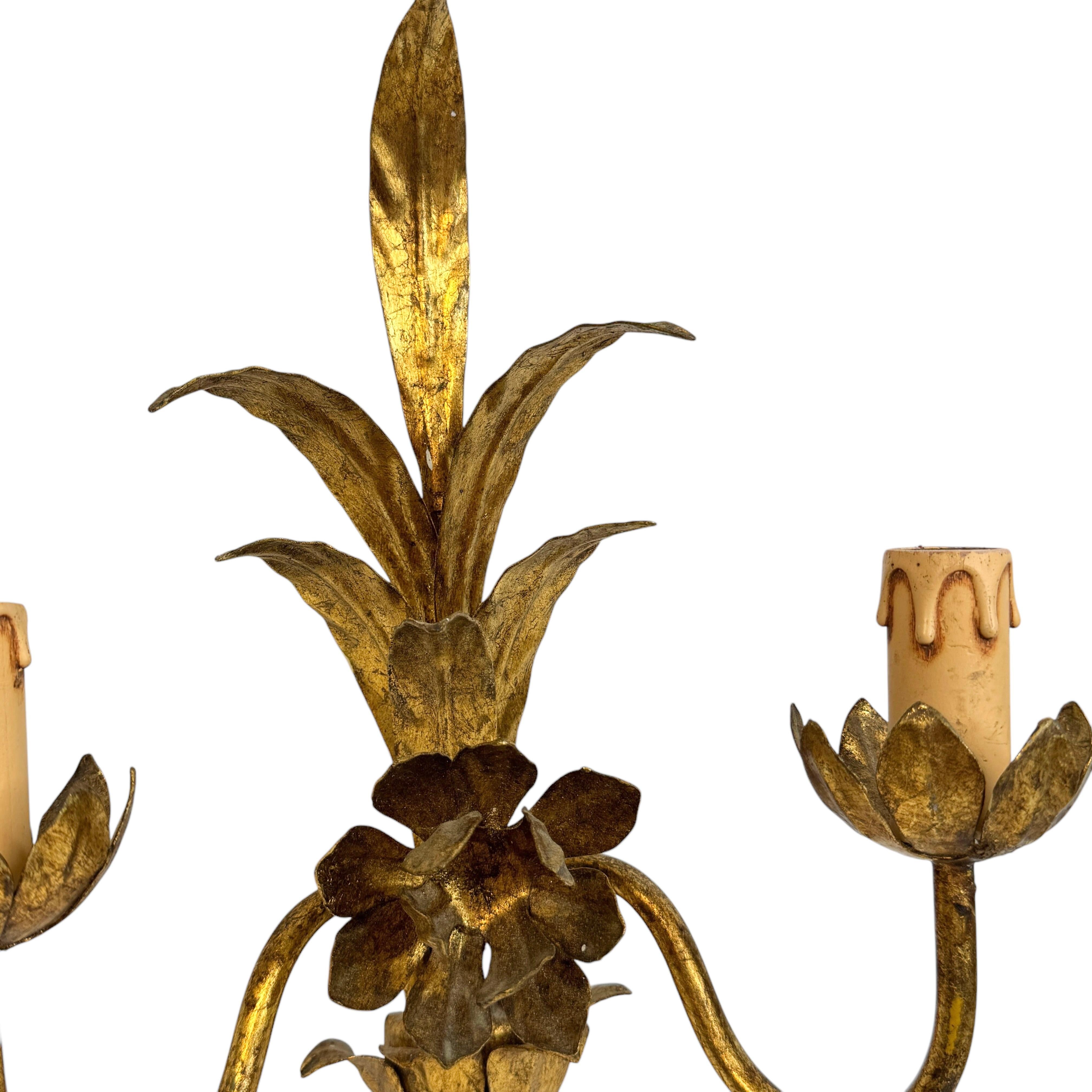 Ensemble de trois appliques à deux lumières Tole Hollywood Regency Vintage en vente 5