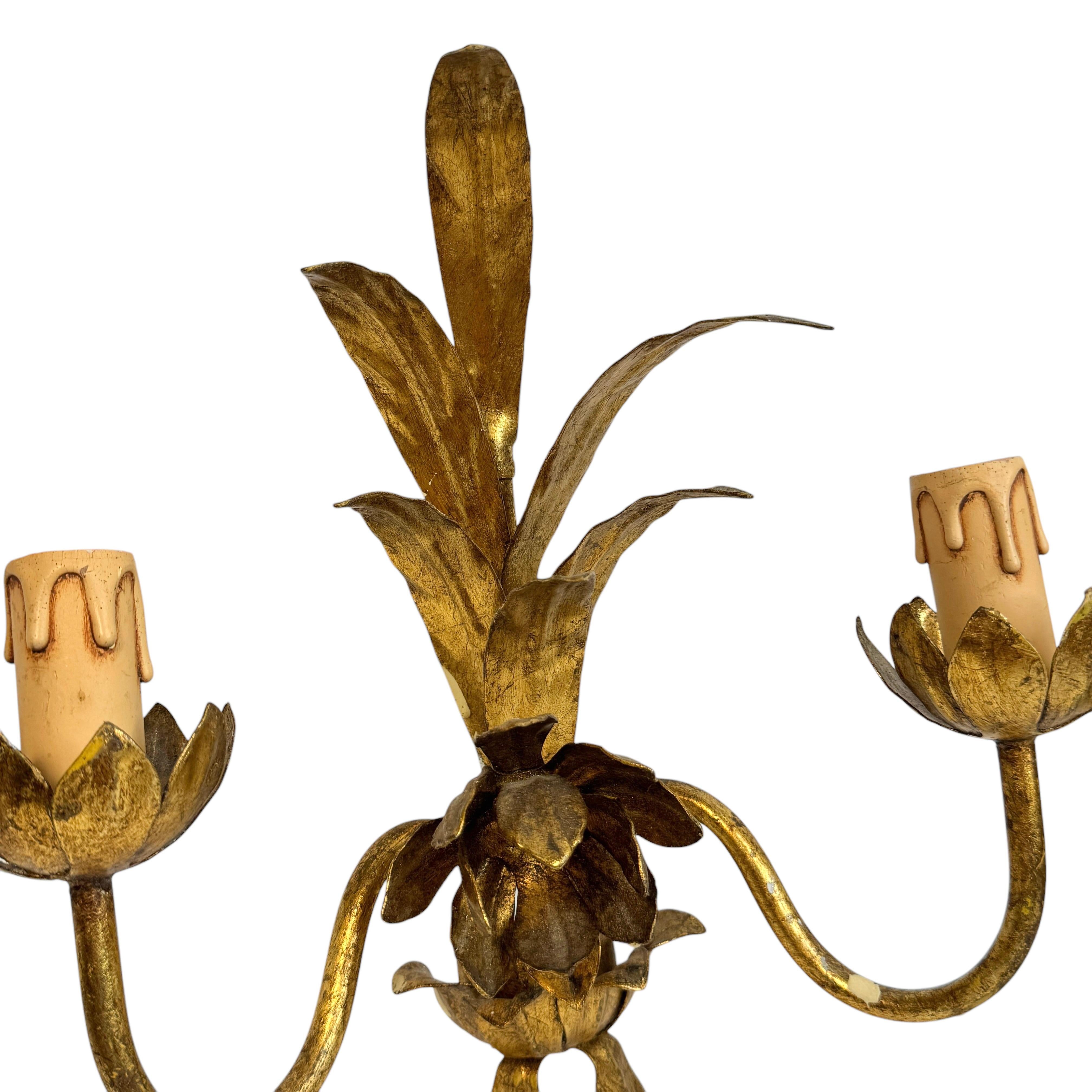 Ensemble de trois appliques à deux lumières Tole Hollywood Regency Vintage en vente 10