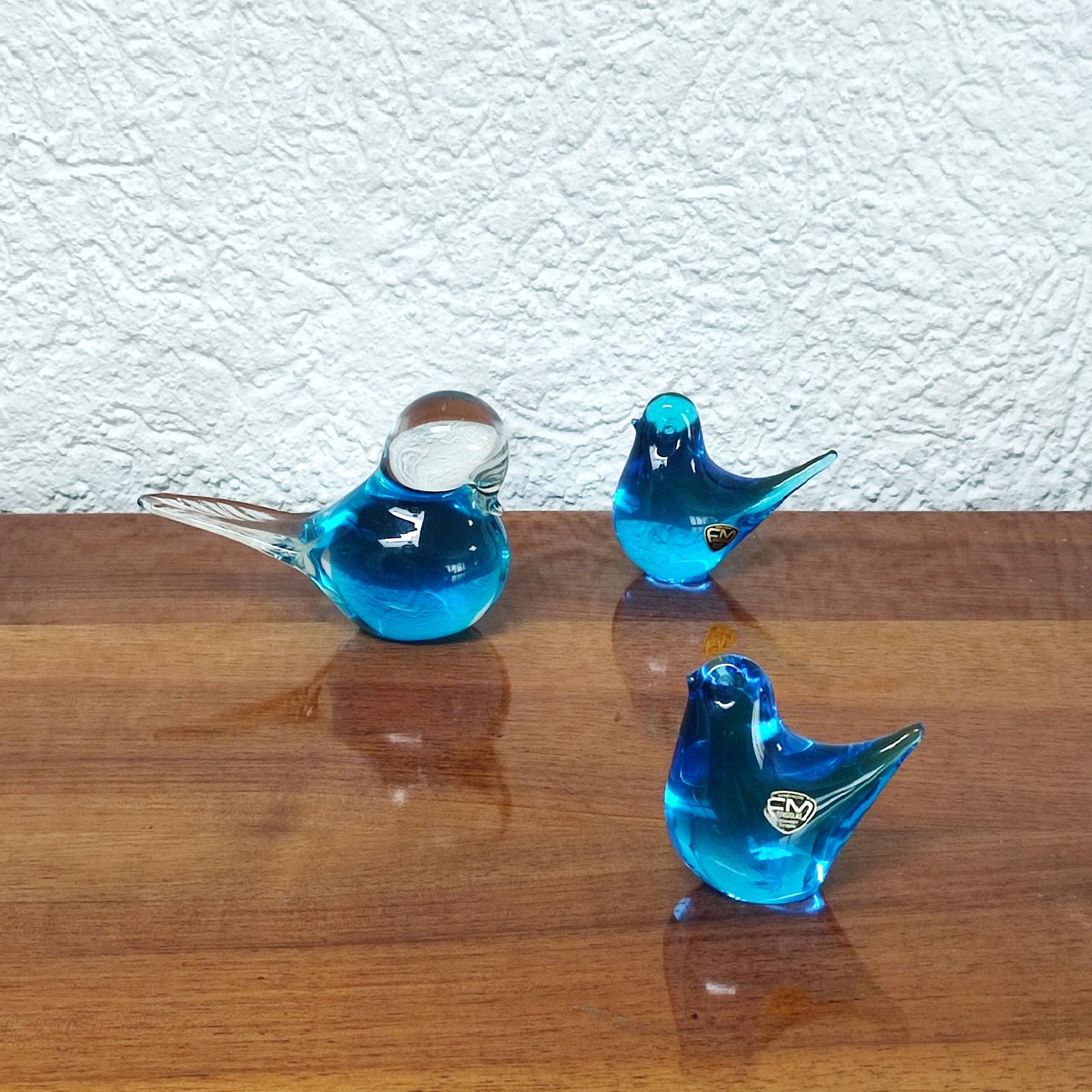 Set von drei Glasvogeln, FM Konstglass Ronneby, Schweden 1980er Jahre (Moderne der Mitte des Jahrhunderts) im Angebot