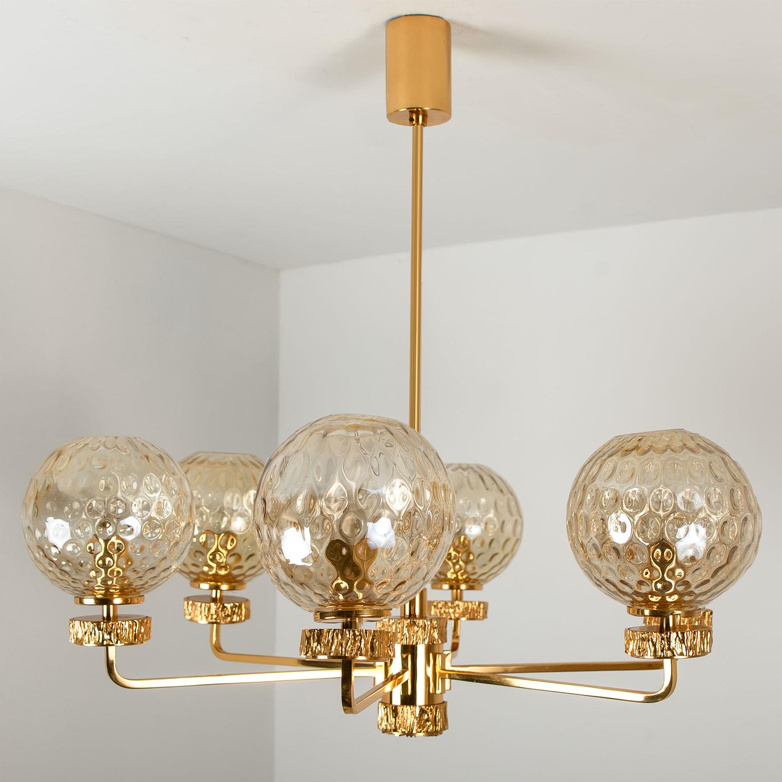Set of Three Gold-Plated Glass Light Fixtures in the Style of Brotto, Italy For Sale 4