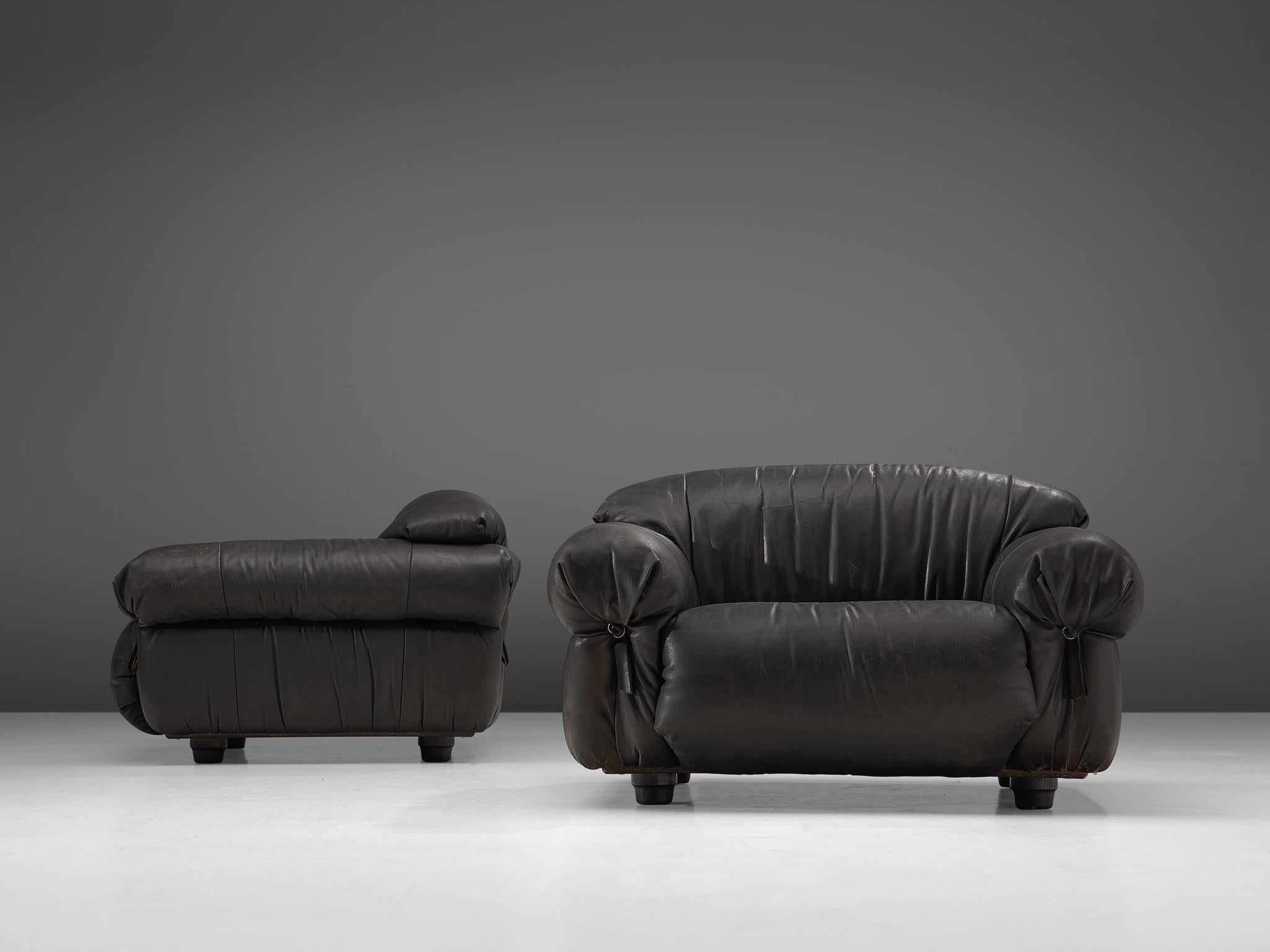 Set of two Grand Lounge Chairs in Black Patinated Leather, 1970s In Good Condition In Waalwijk, NL