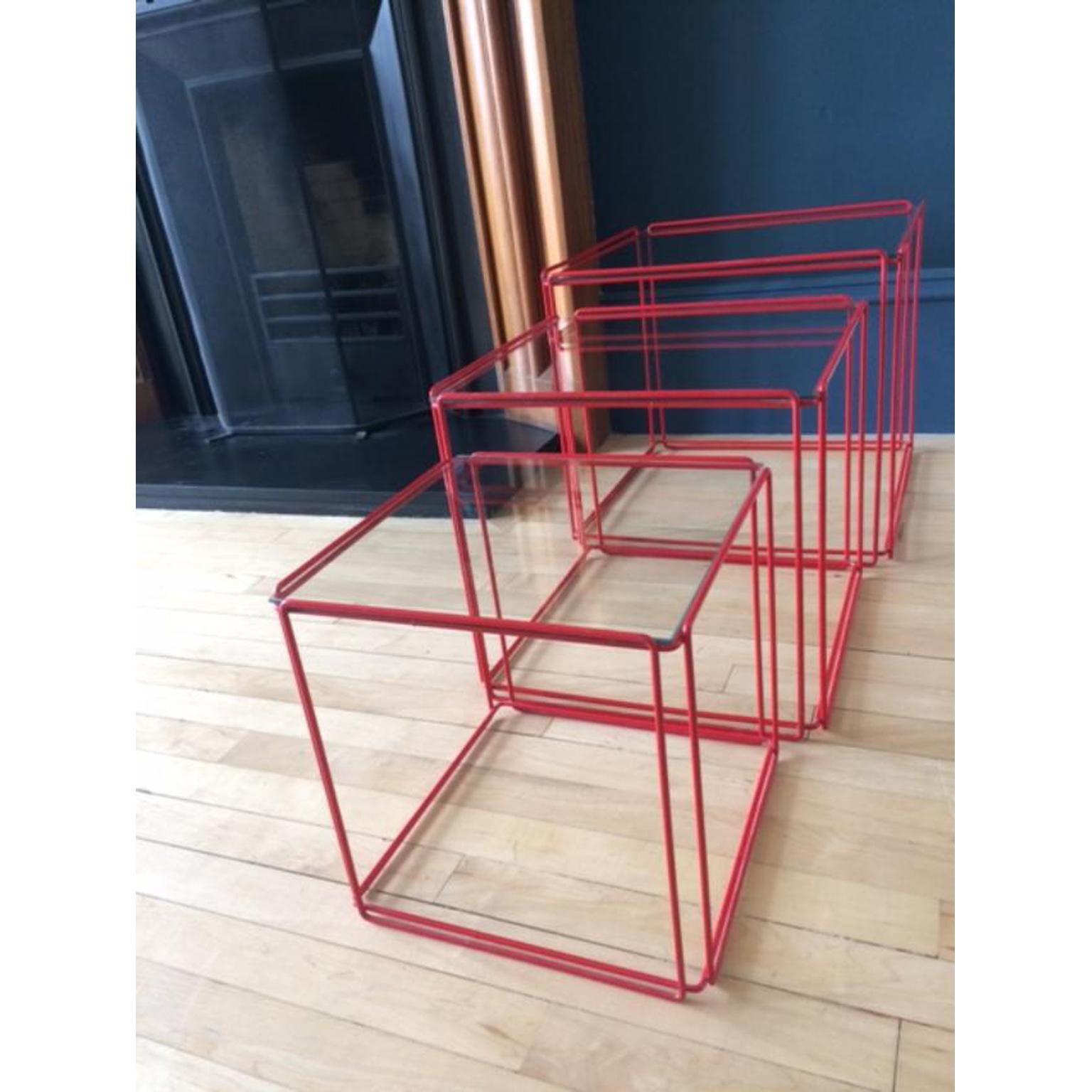 French Set of Three Graphical 'Isocele' Red Nesting Tables Max Sauze for Atrow, 1970