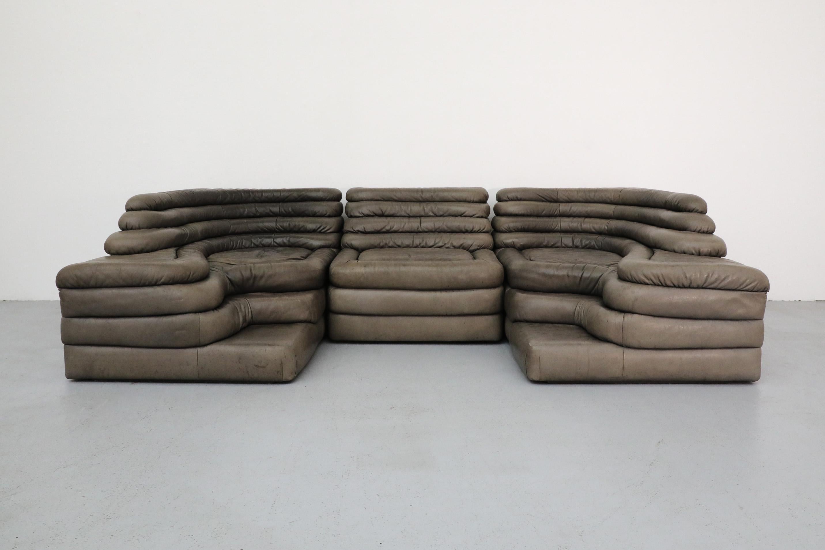 Ensemble de trois canapés De Sede DS-1025 Terrazza en cuir gris par Ubald Klug, 1970 Bon état à Los Angeles, CA