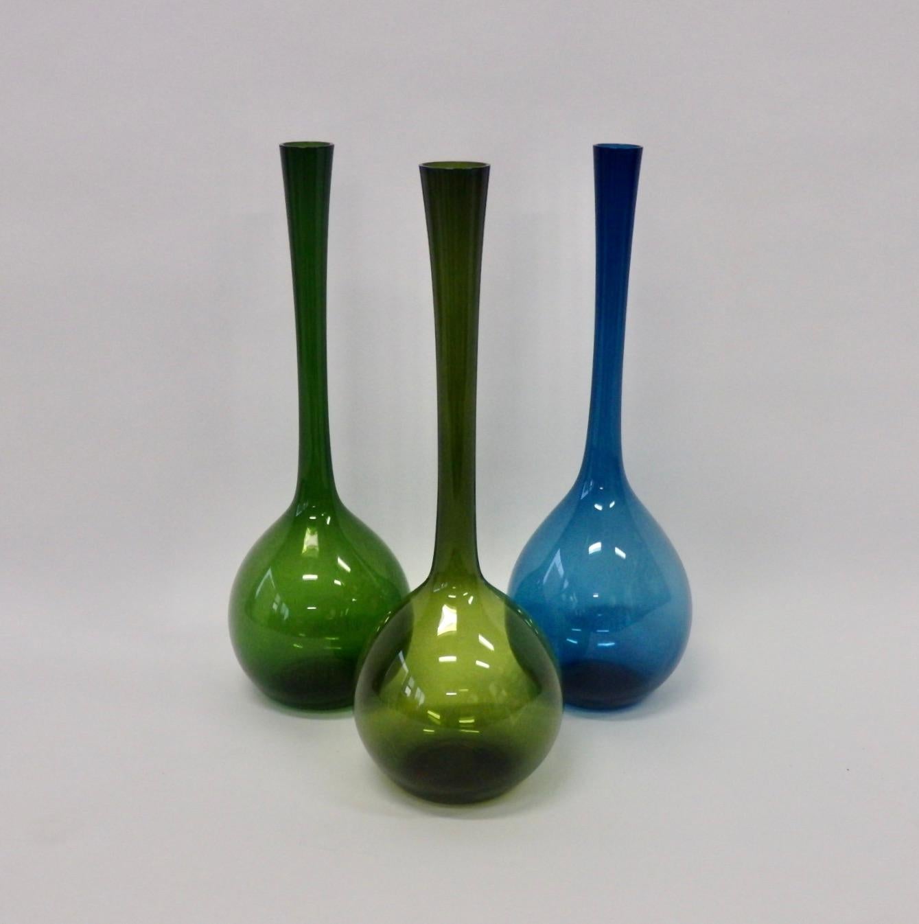 Set of Three Green and Blue Arthur Percy for Gullaskruf Glass Bottle Vases In Good Condition In Ferndale, MI