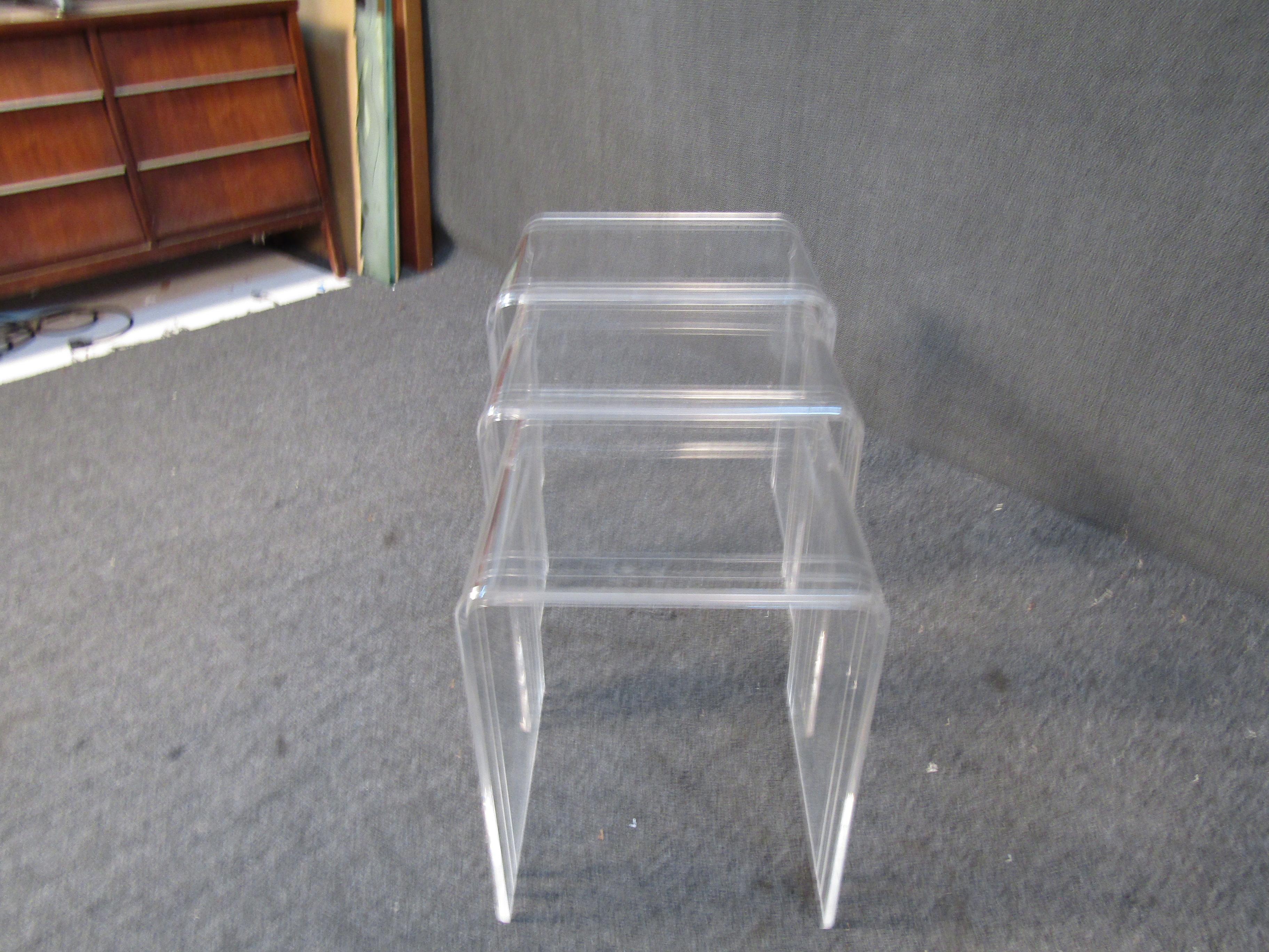 Mid-Century Modern Set of Three Grooved Lucite Nesting Tables