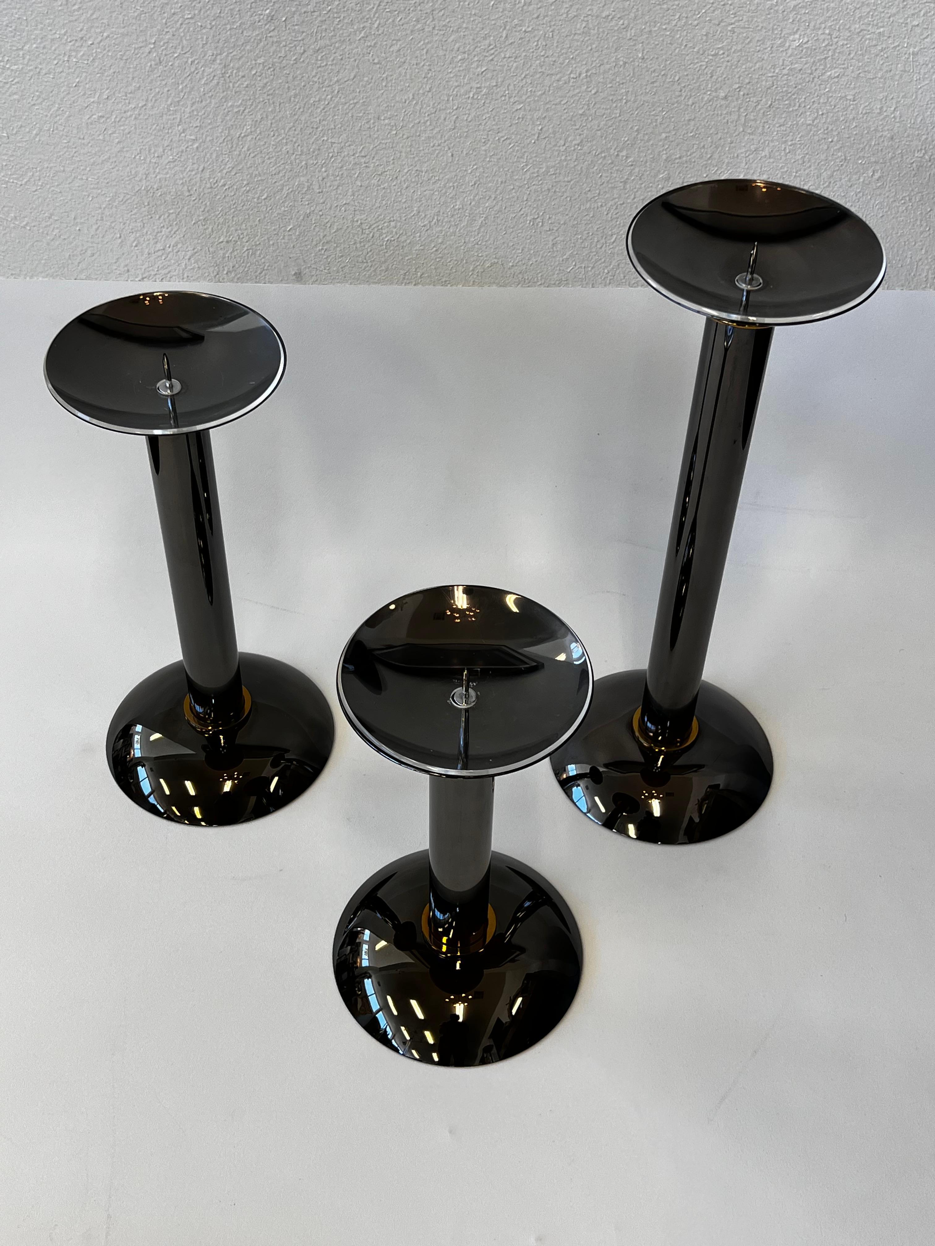 Americano Set di tre portacandele in ottone e canna di fucile di Karl Springer in vendita