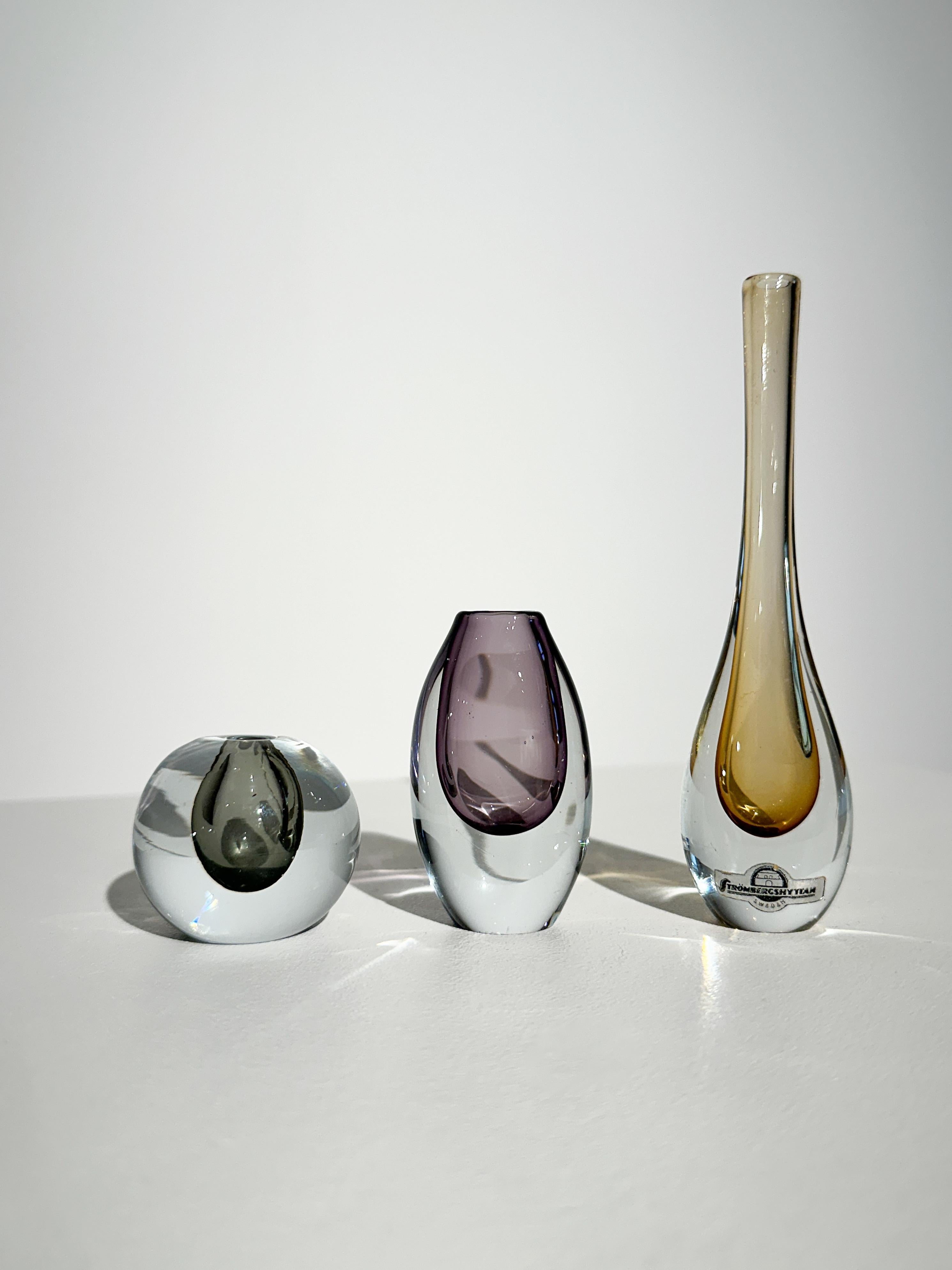 Mid-Century Modern Set of Three Gunnar Nylund Miniature Vases Strömbergshyttan Glass Sweden 1960s