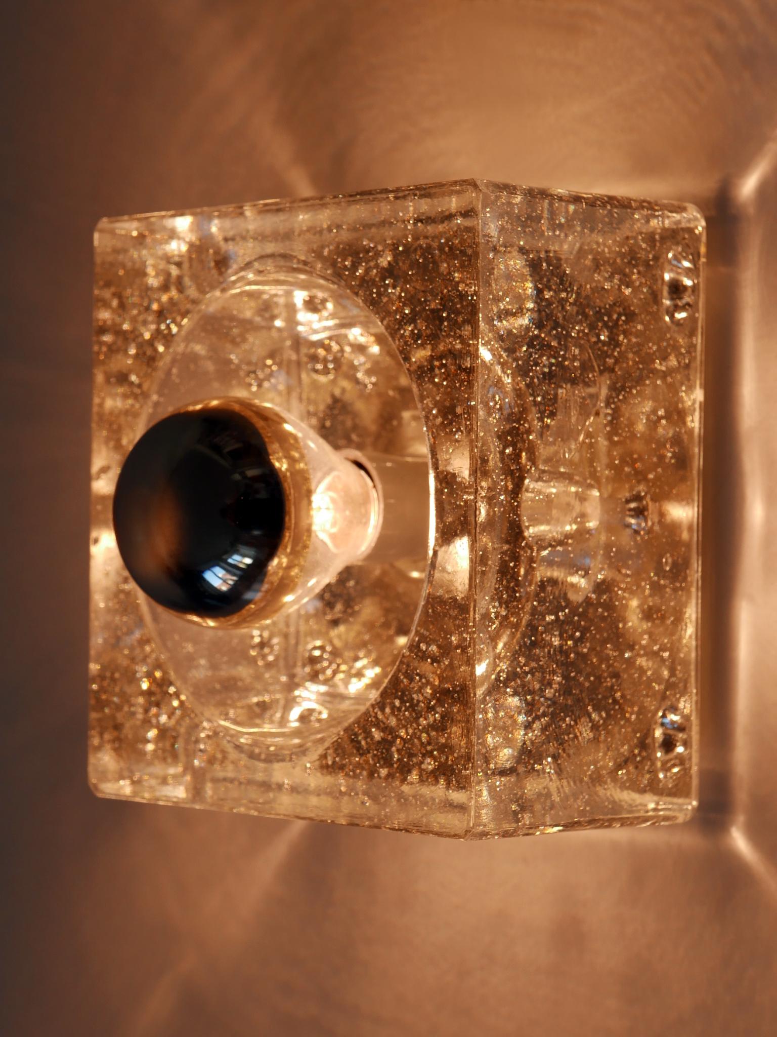 Set of Three Hand-Blown Ice-Glass Cube Sconces by Müller & Zimmer Germany 1970s For Sale 7