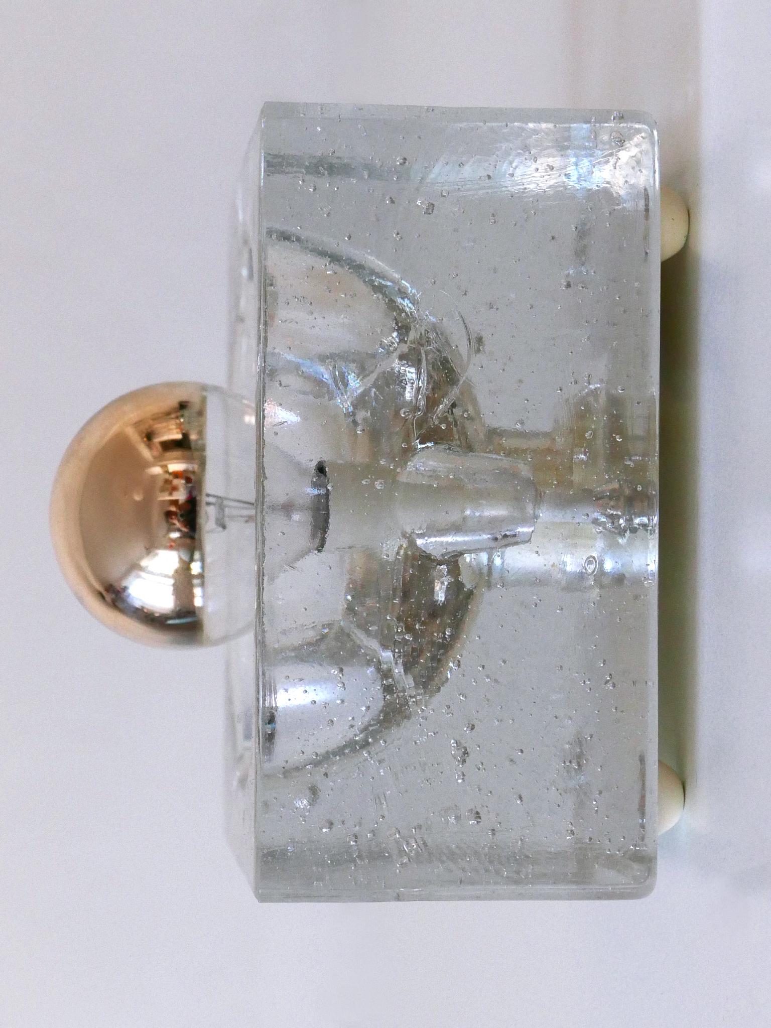 Set of Three Hand-Blown Ice-Glass Cube Sconces by Müller & Zimmer Germany 1970s For Sale 10