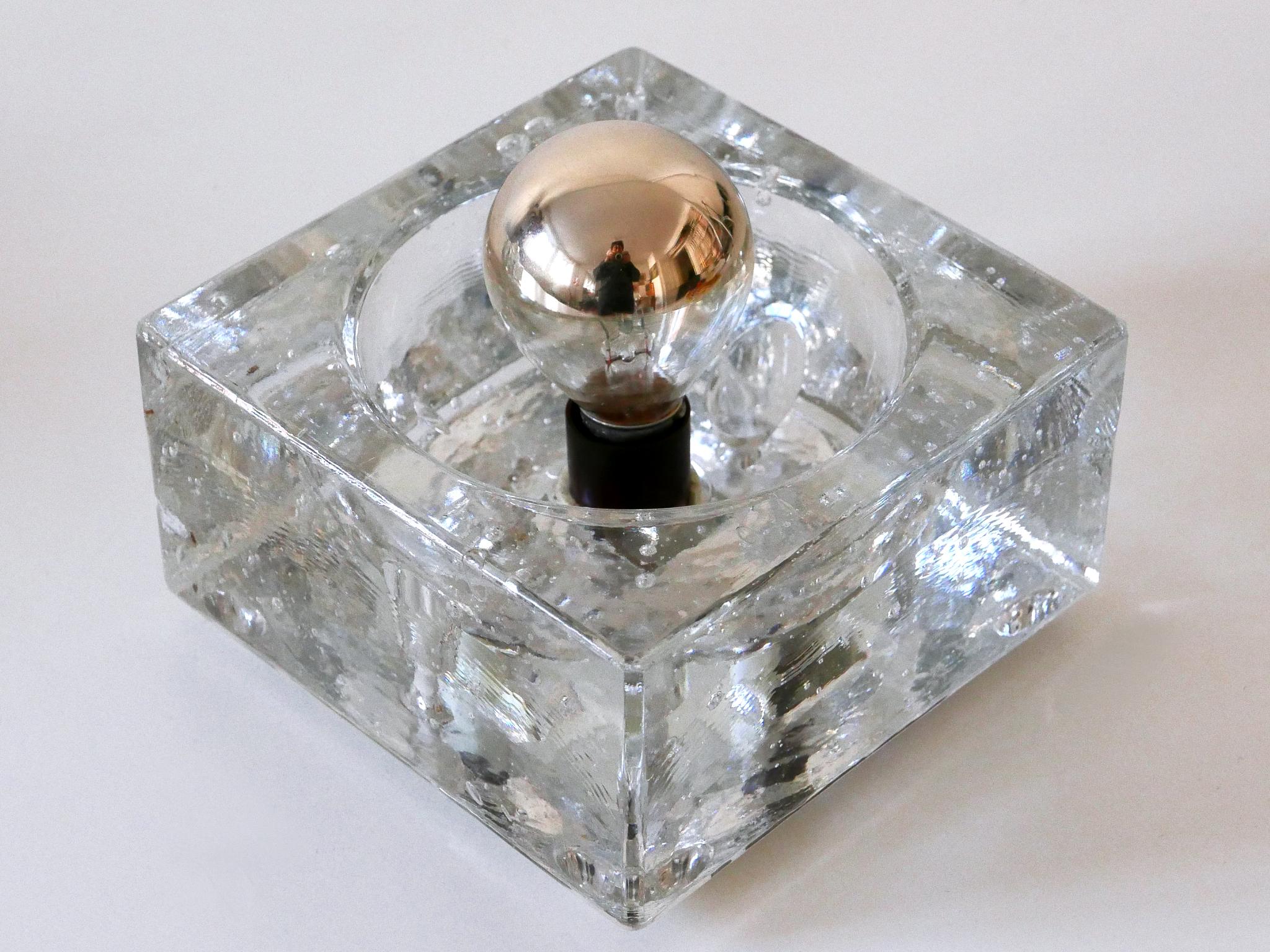 Set of Three Hand-Blown Ice-Glass Cube Sconces by Müller & Zimmer Germany 1970s For Sale 2