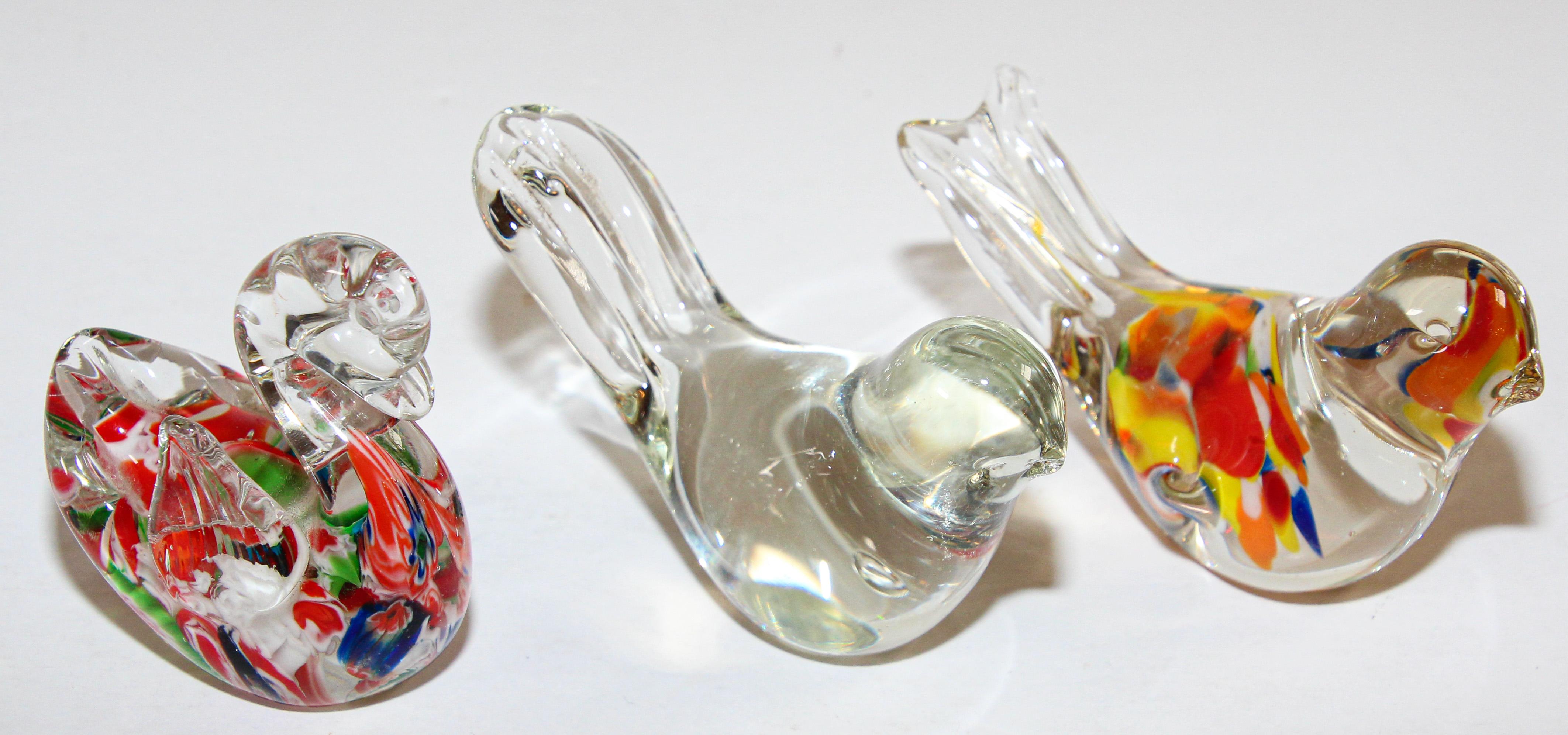 Italian Set of Three Hand Blown Murano Glass Birds Paperweights For Sale