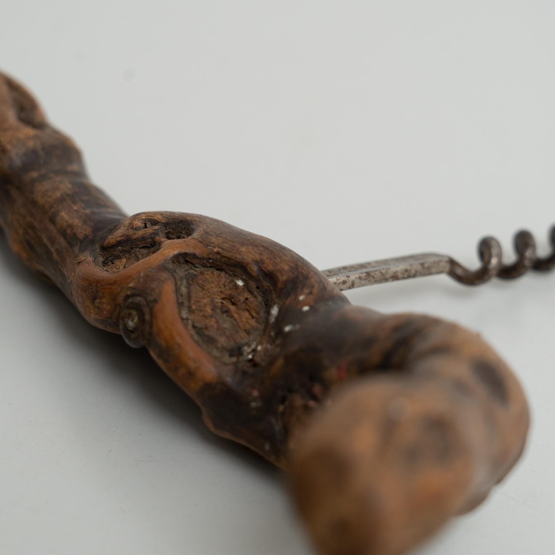 Set of Three Handcrafted 1930s French Vine Wood Corkscrews by Laurent Siret For Sale 10