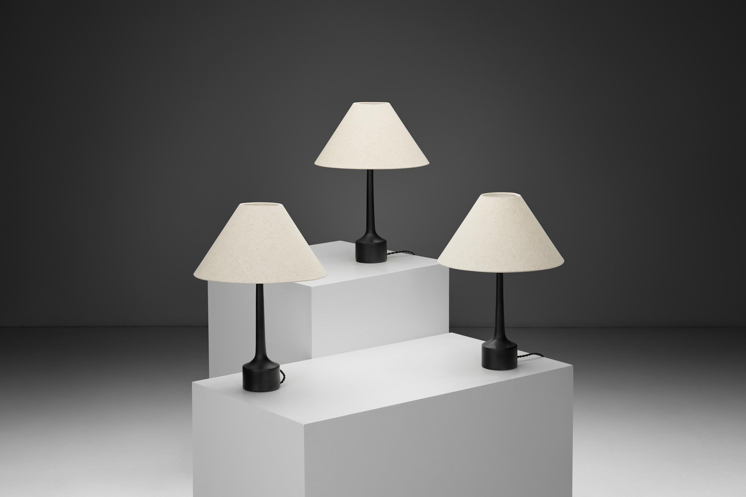 Ensemble de trois lampes de table Hans-Agne Jakobsson pour Markaryd, Suède 20e siècle Bon état - En vente à Utrecht, NL