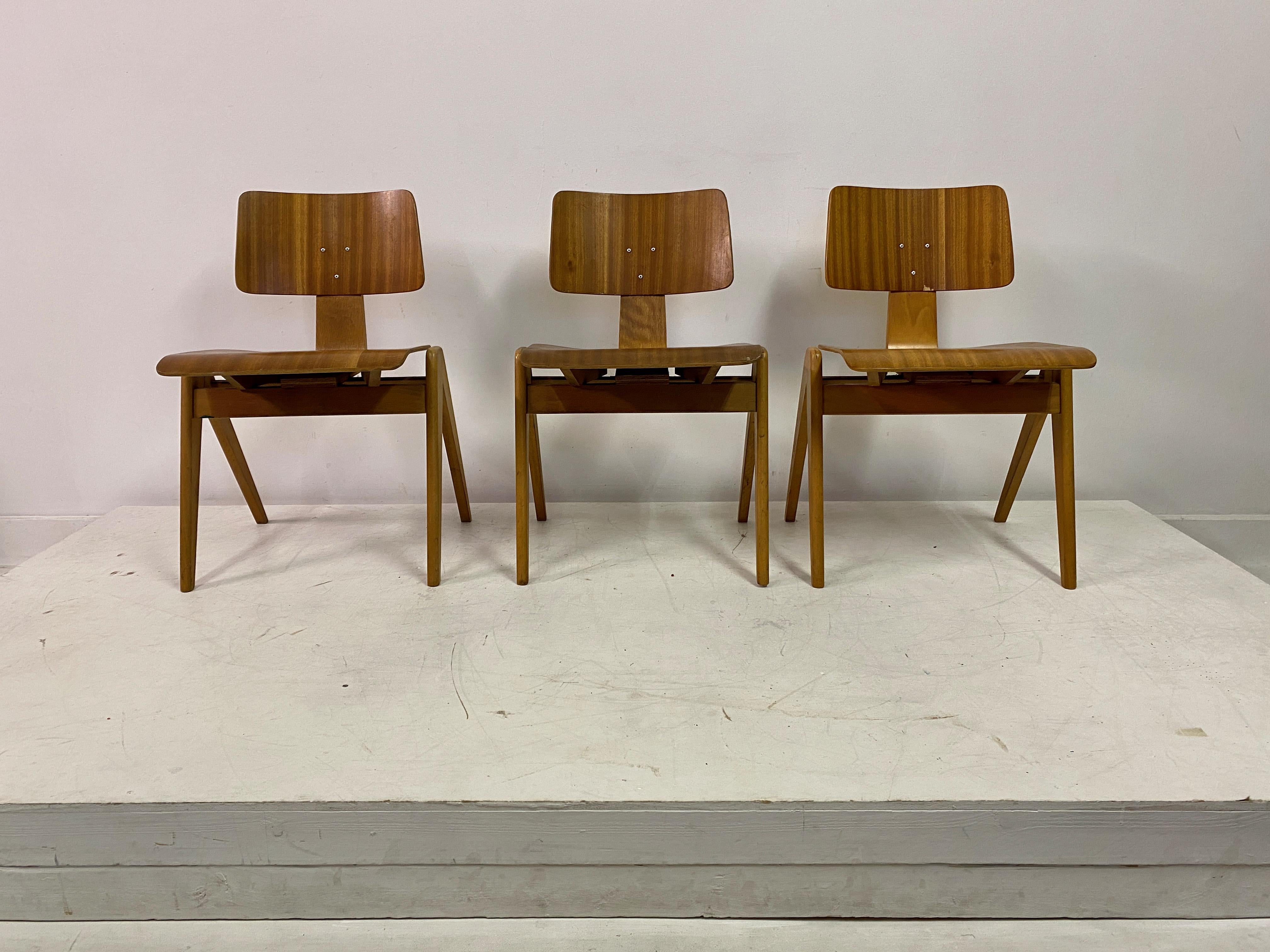 Mid-Century Modern Set Of Three Hillestak Chairs By Robin Day