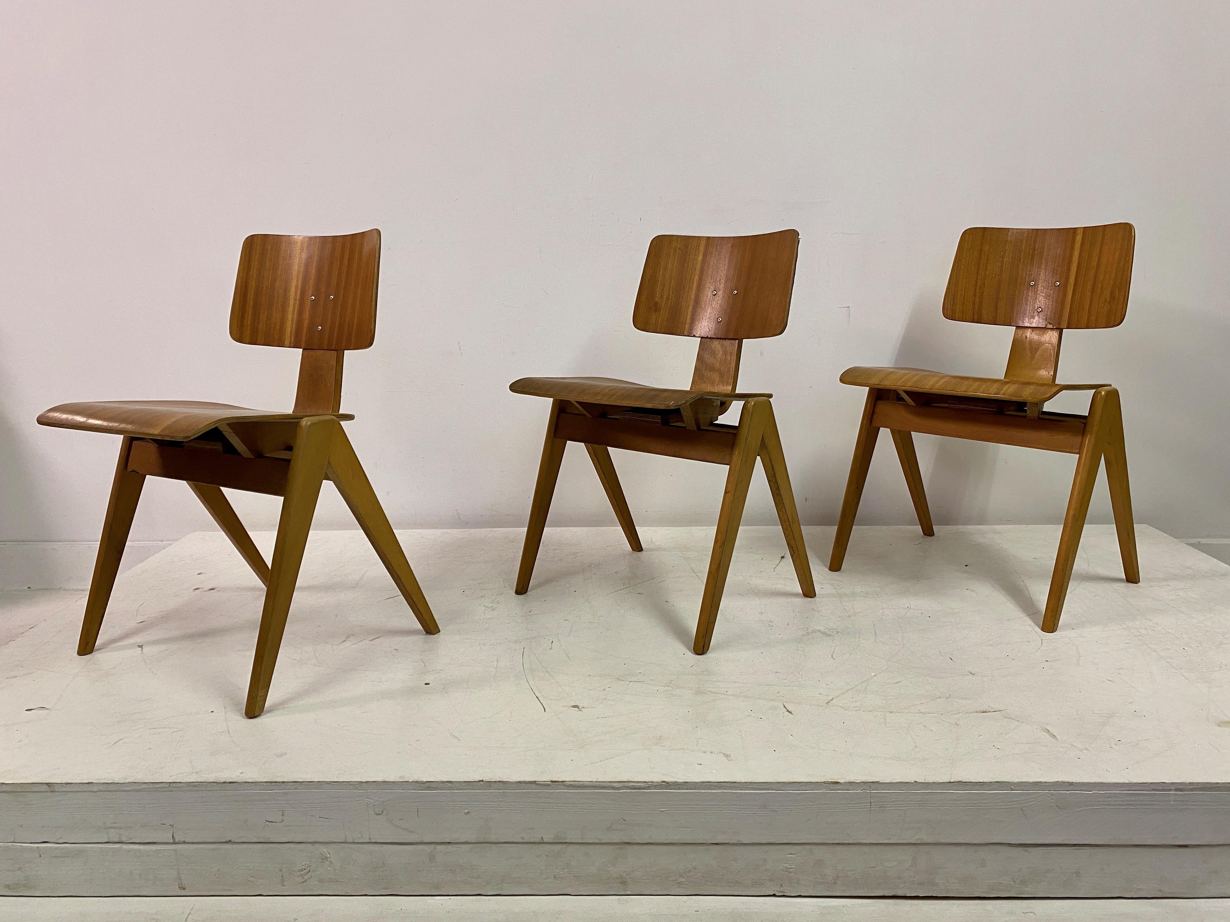 Set Of Three Hillestak Chairs By Robin Day 2