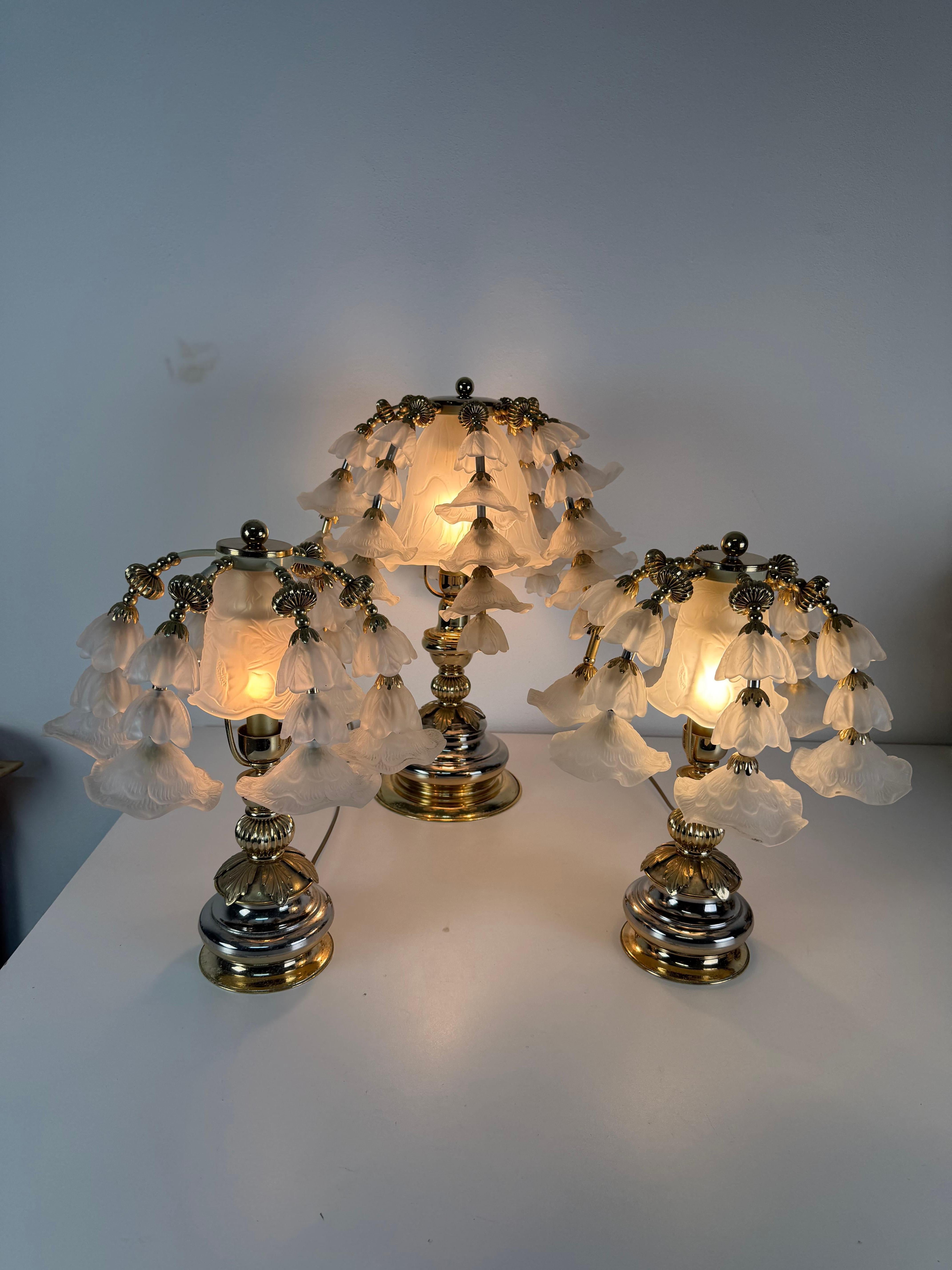 Italian Set of three Hollywood Regency Bedroom Table Lamps, attributed to Banci, 1980s For Sale