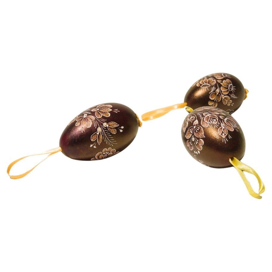Set of Three Hungarian Decorated Goose Eggs, Eozin Glaze and Scratched Motifs