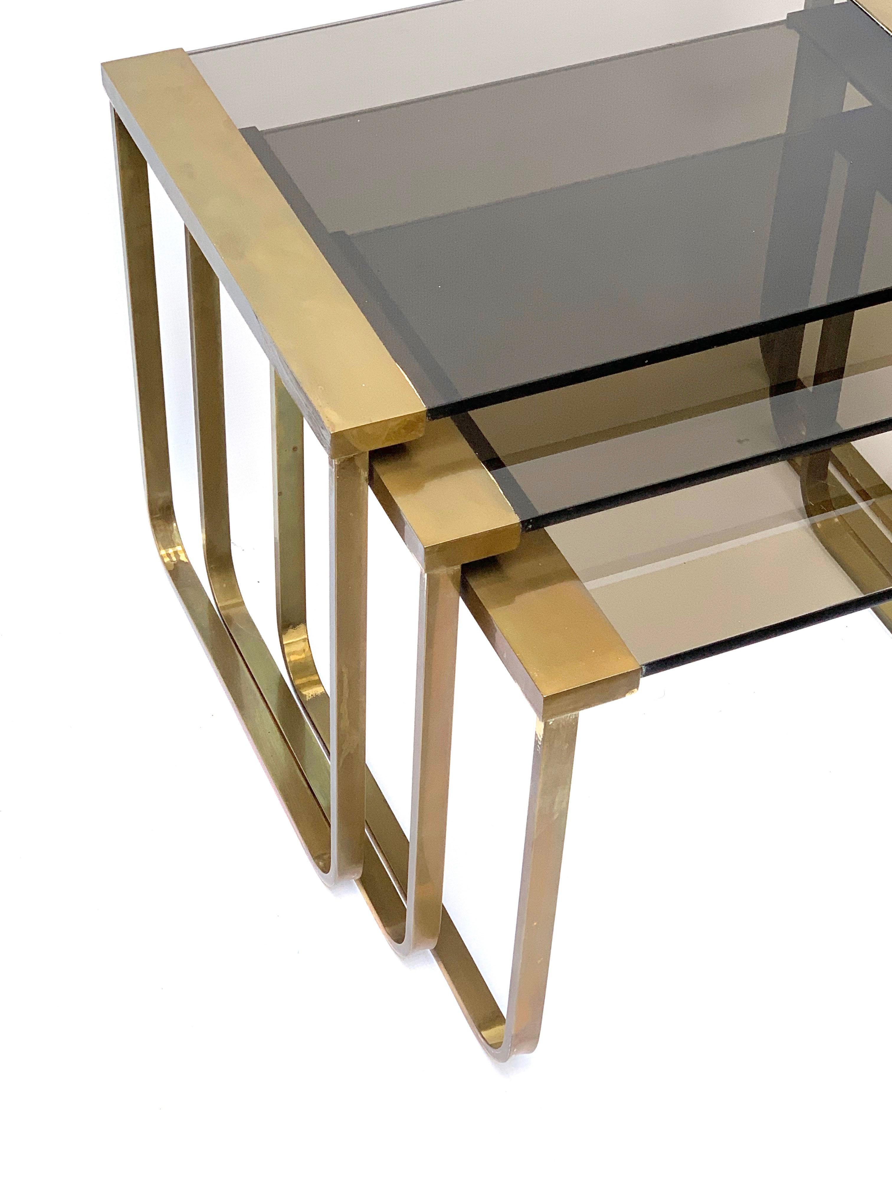 Mid-Century Modern Set of Three Interlocking Tables in Satin Brass and Smoked Glass, France, 1970s