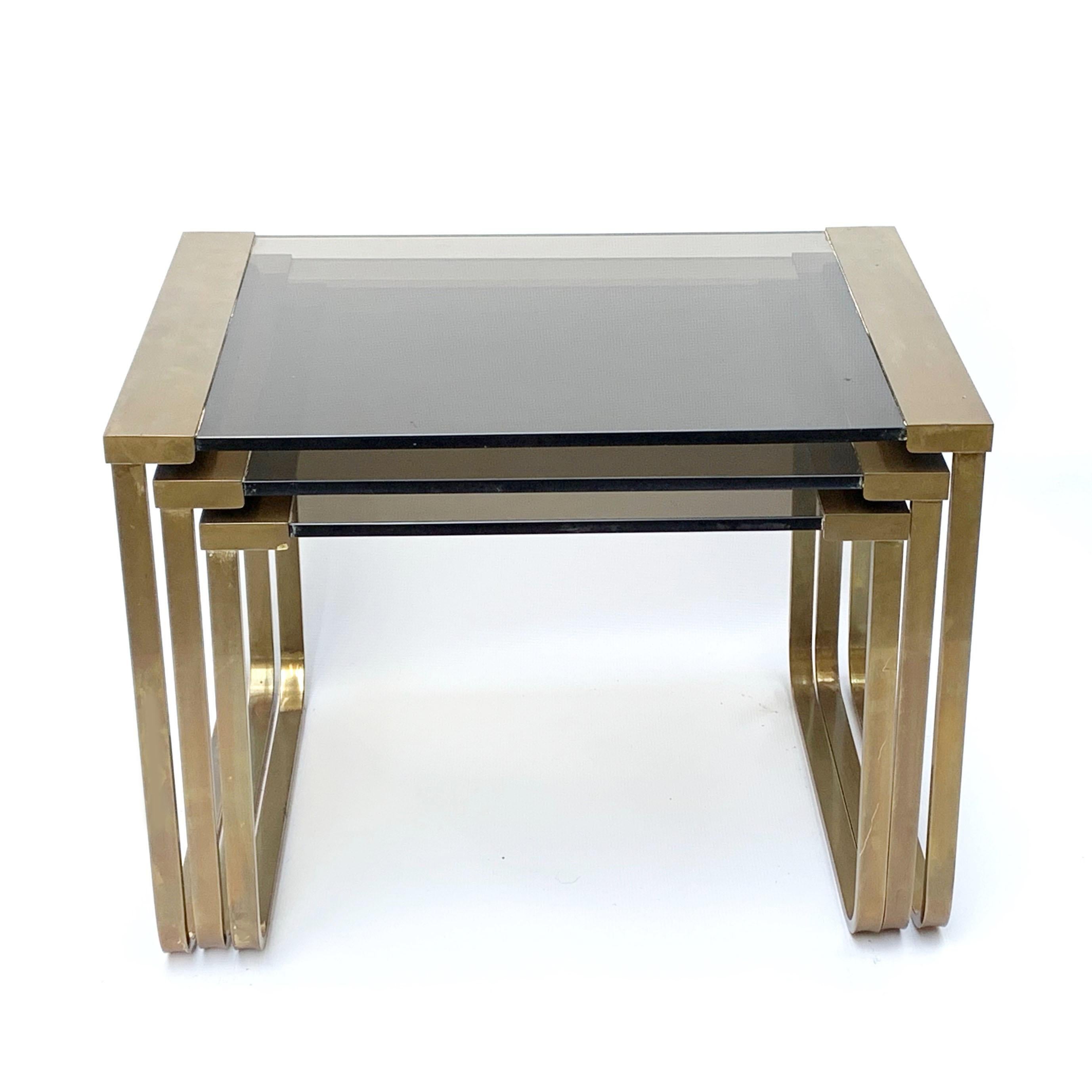 Late 20th Century Set of Three Interlocking Tables in Satin Brass and Smoked Glass, France, 1970s