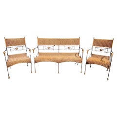 Set aus drei Sesseln und Stühlen aus Eisen und Korbweide, nach Giacometti 