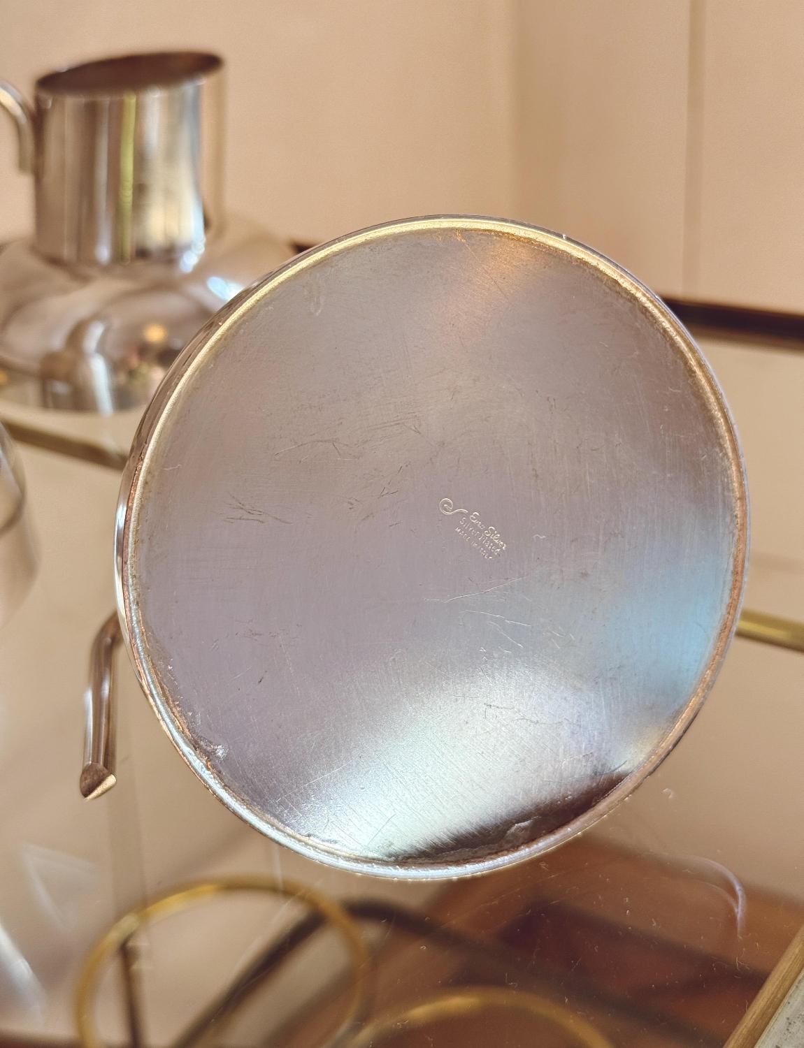 Set di tre brocche da caffè Itaian 1960 placcate in argento in vendita 1
