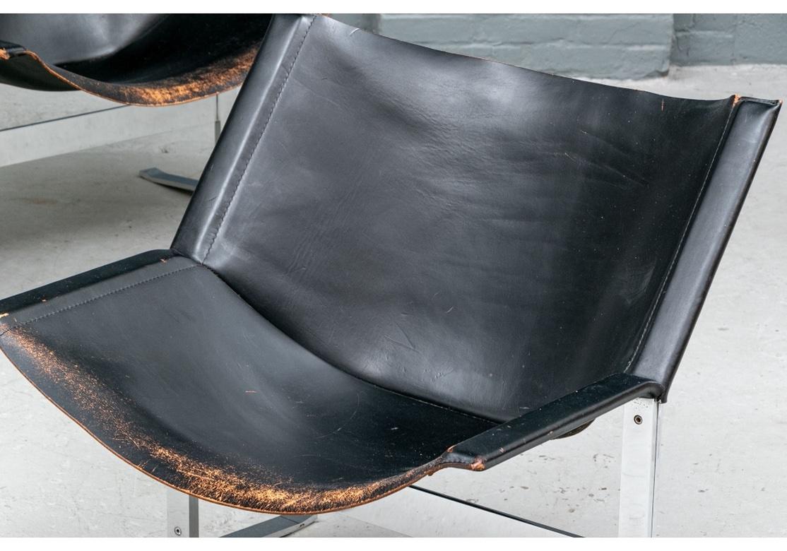 Set of Three Italian Black Leather Cantilever Chairs For Sale 1