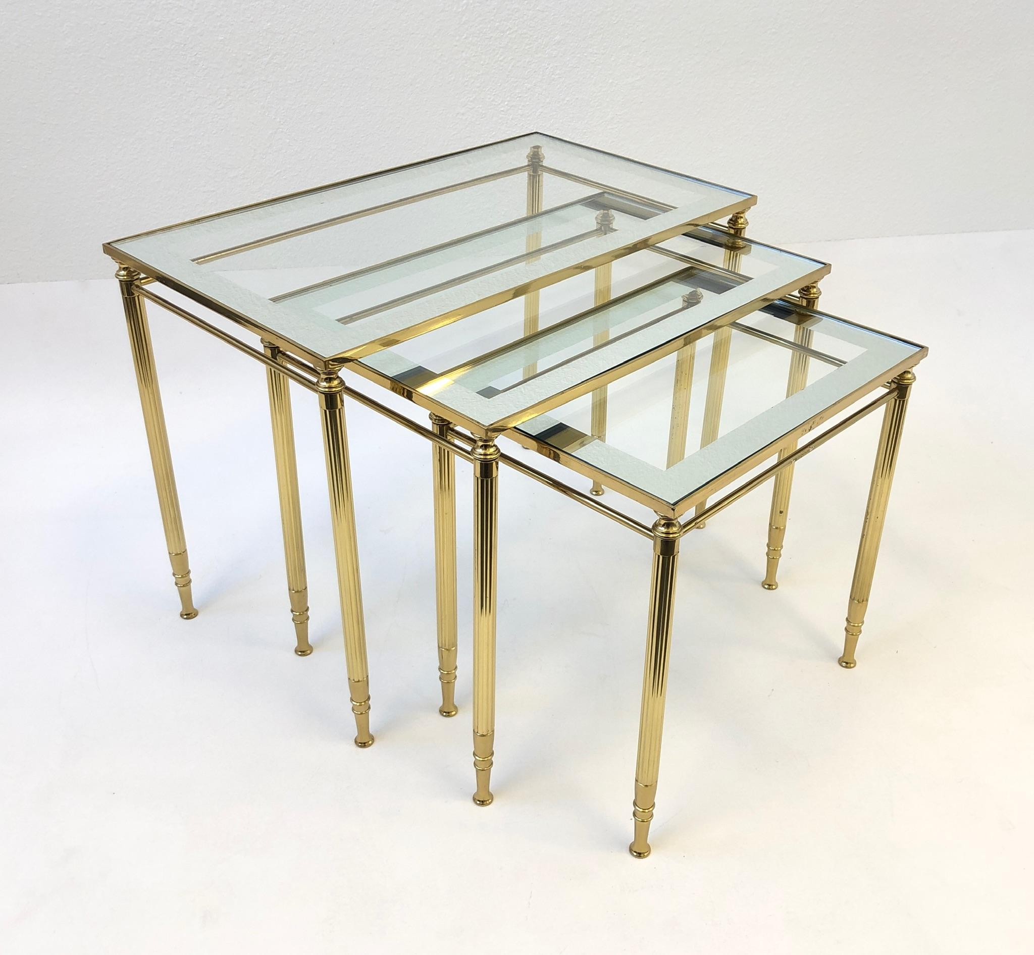 Set of Three Italian Brass and Glass Nesting Tables by Maison Baguès 4