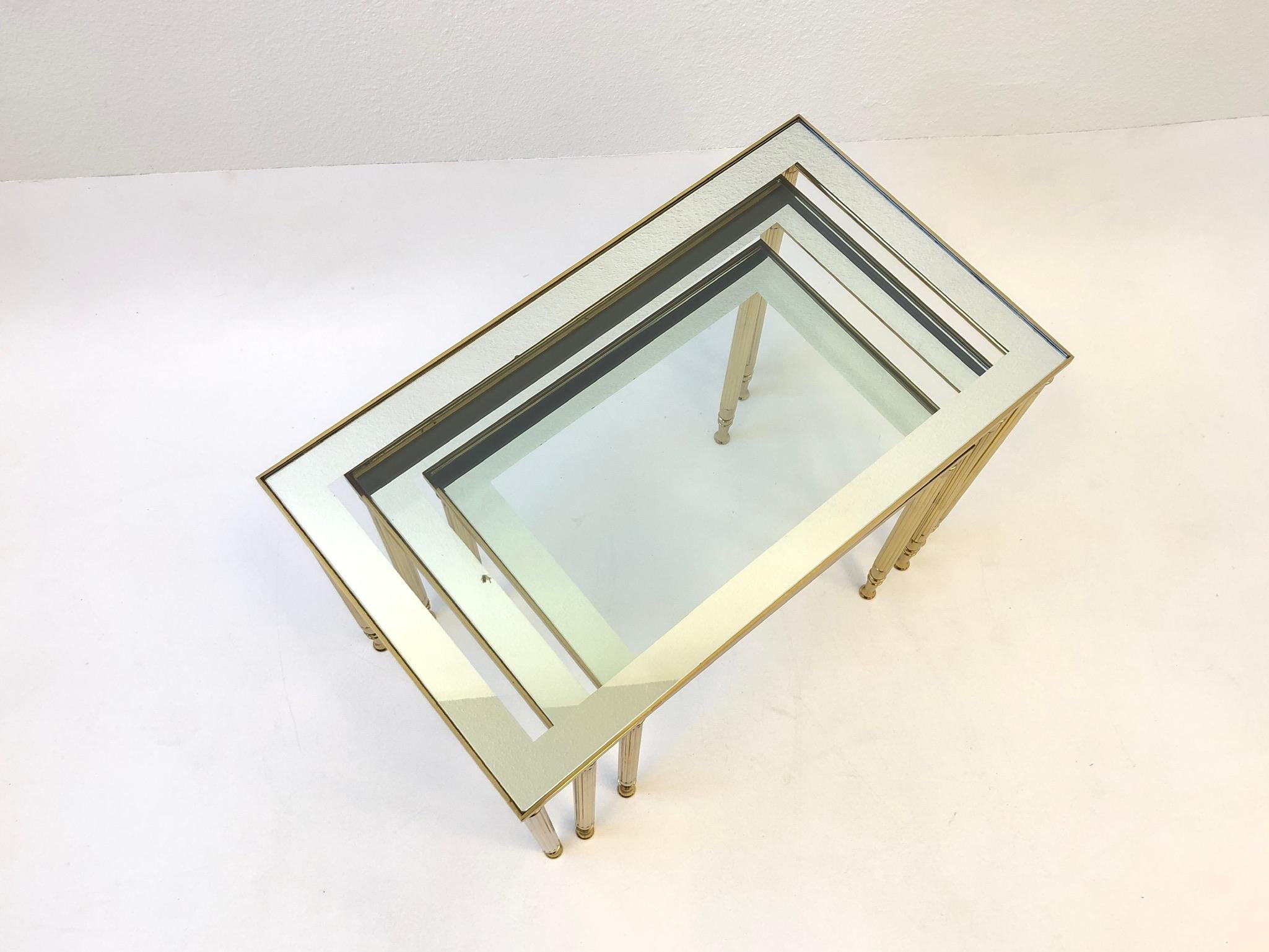Set of Three Italian Brass and Glass Nesting Tables by Maison Baguès In Good Condition In Palm Springs, CA