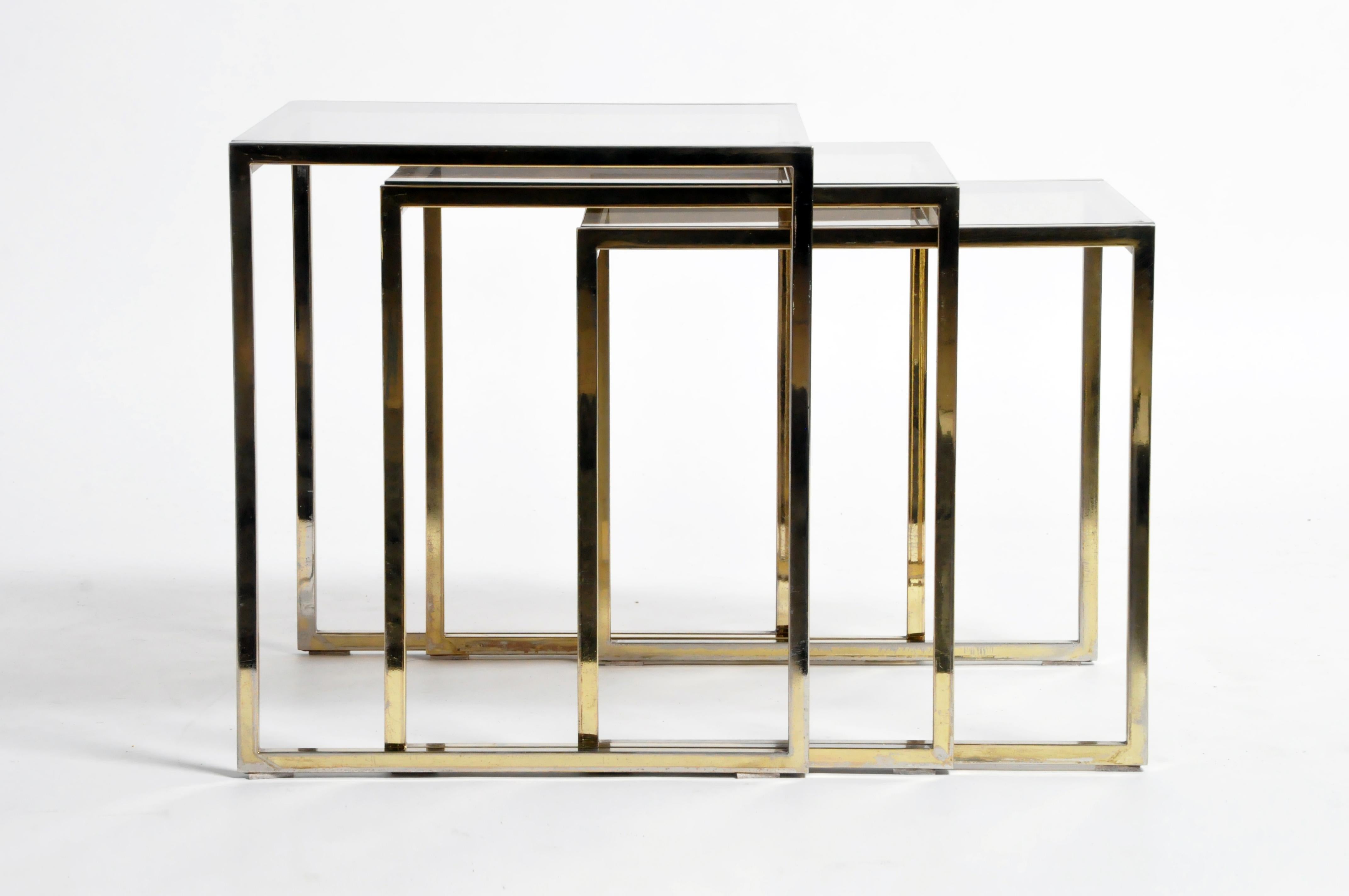 Set of Three Italian Brass and Glass Nesting Tables In Good Condition In Chicago, IL