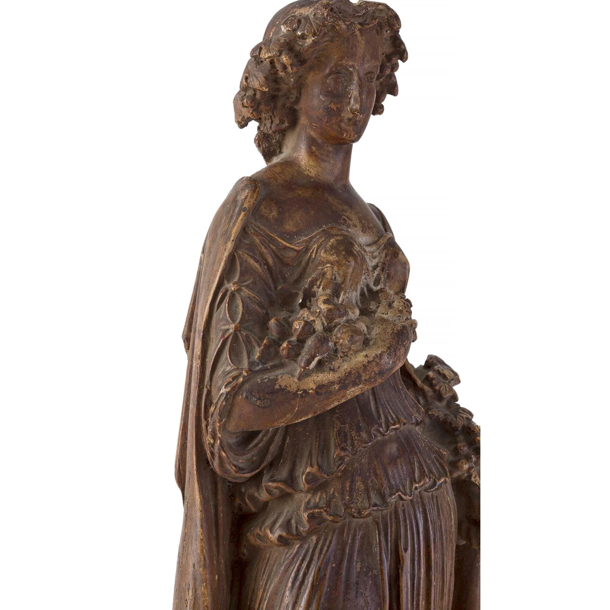 Ensemble de trois statues italiennes en terre cuite du début du XVIIIe siècle de la période néoclassique en vente 1