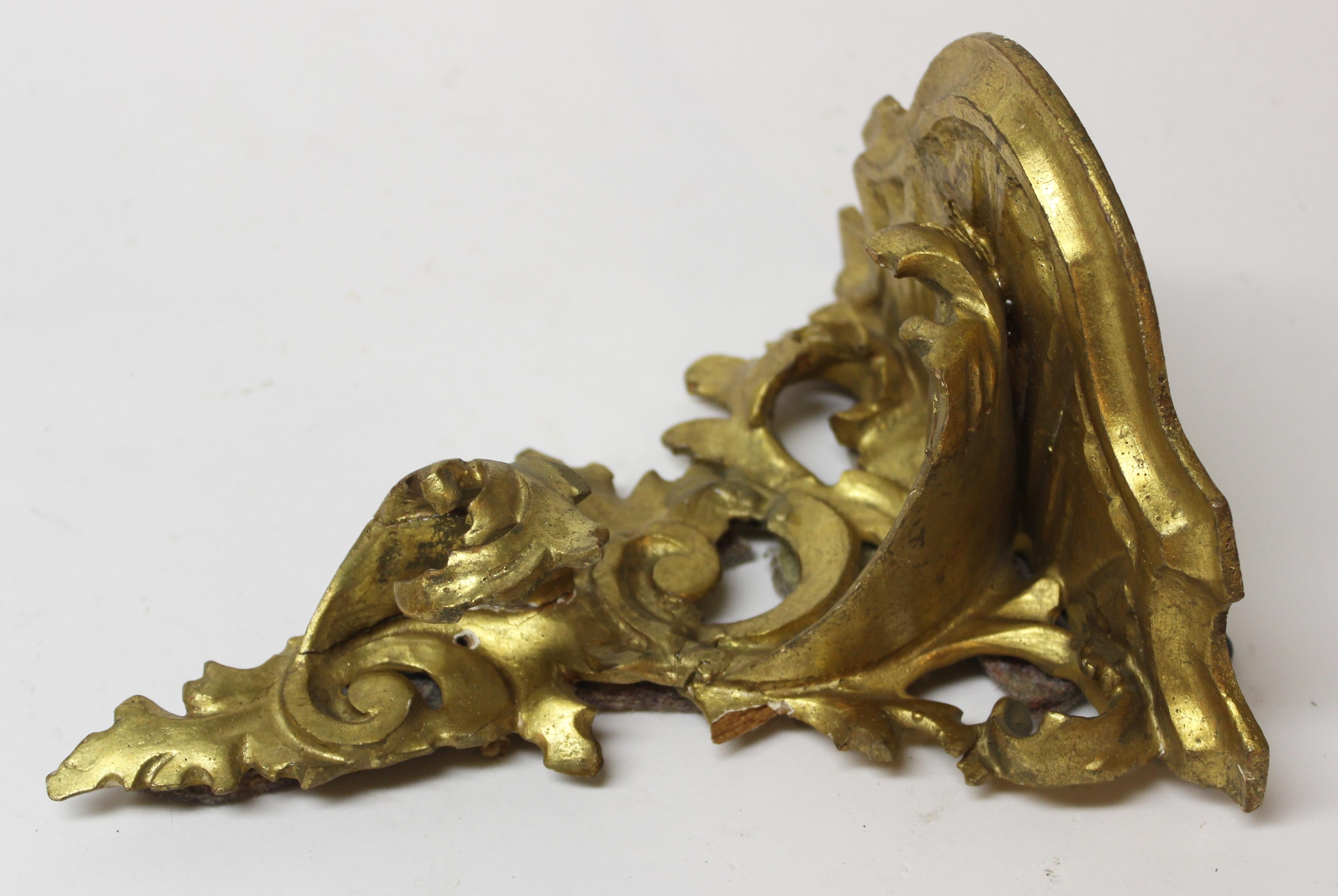 Set of Three Italian Giltwood Wall Brackets 2