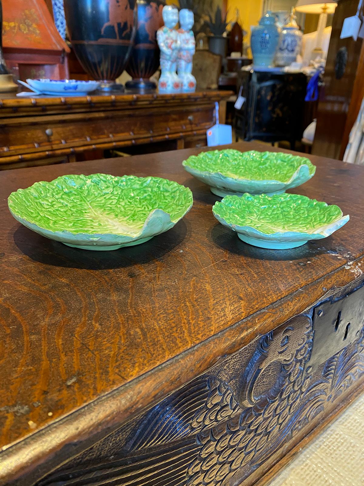 Ceramic Set of Three Italian Majolica Napoli Green Lettuceware / Cabbage Plates Unmarked