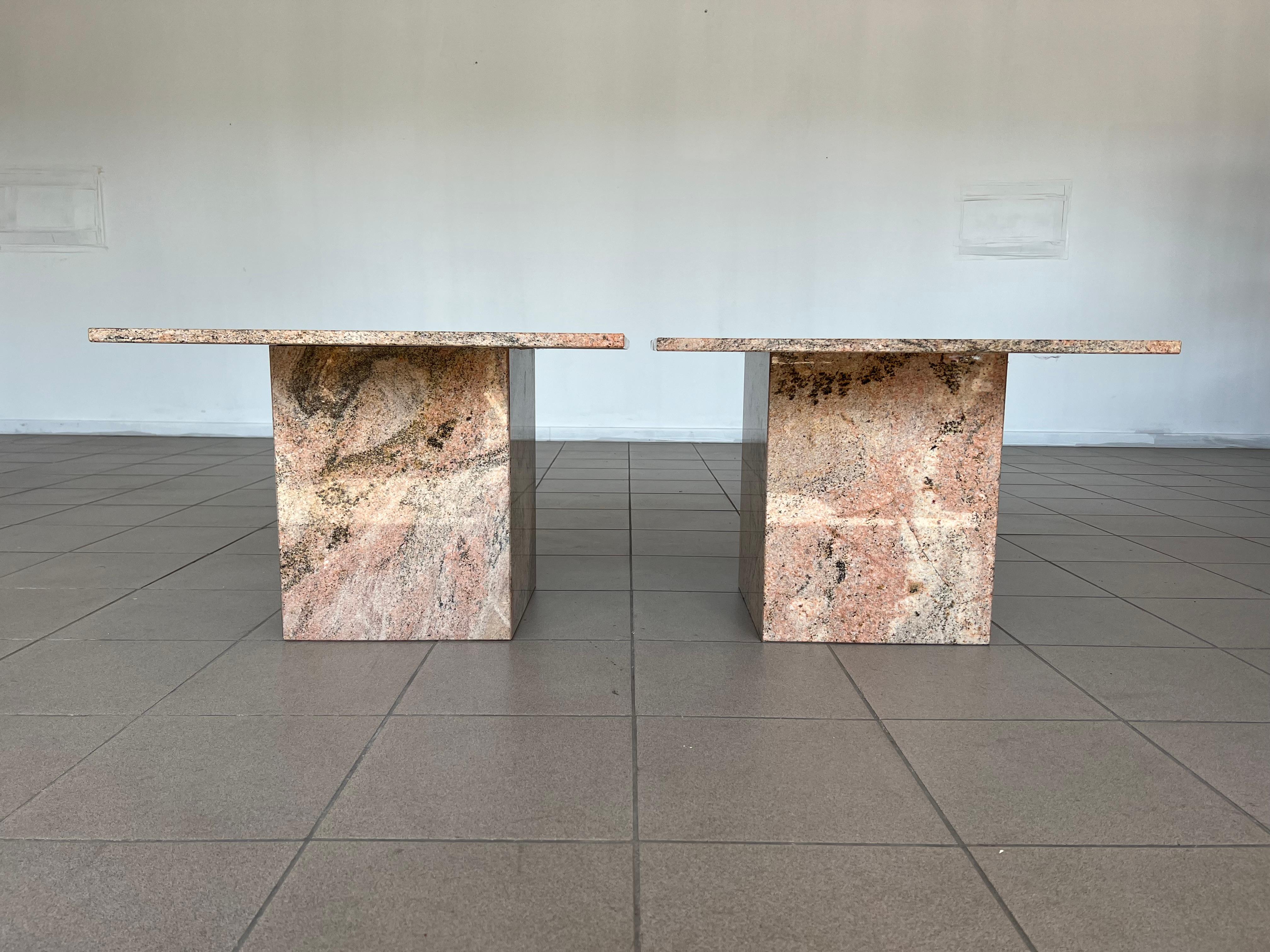 Set of Three Italian Mid Century Modern Marble Side Coffee Tables For Sale 1
