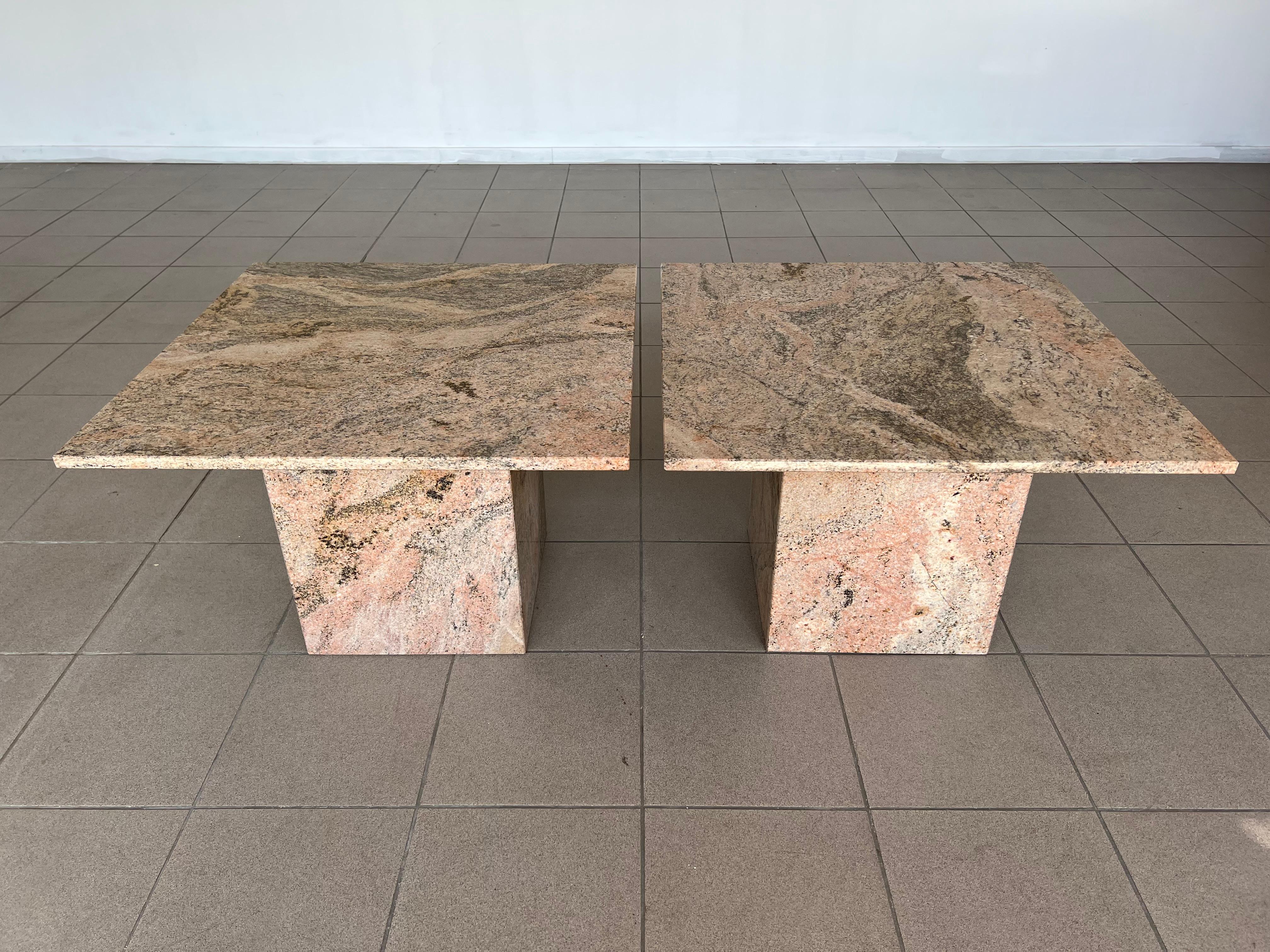 Set of Three Italian Mid Century Modern Marble Side Coffee Tables For Sale 3